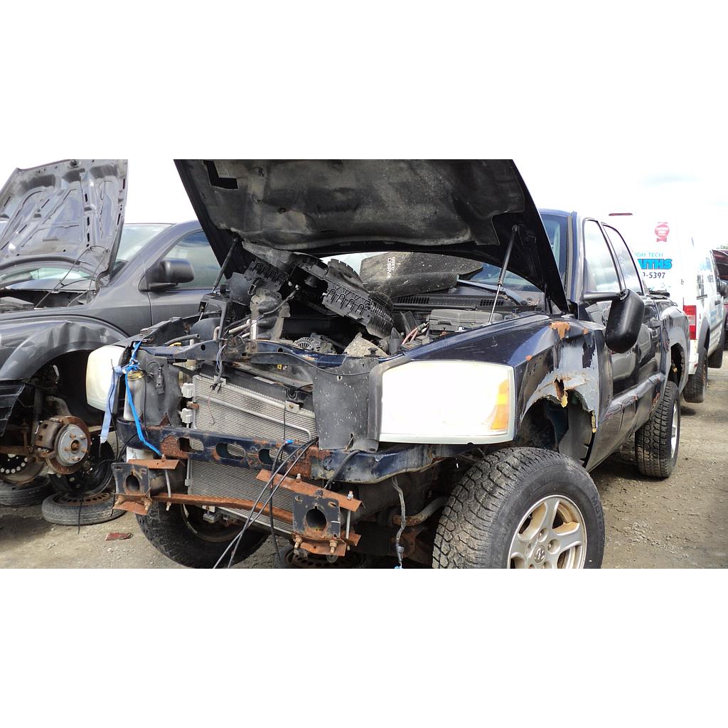 DODGE DAKOTA 2006