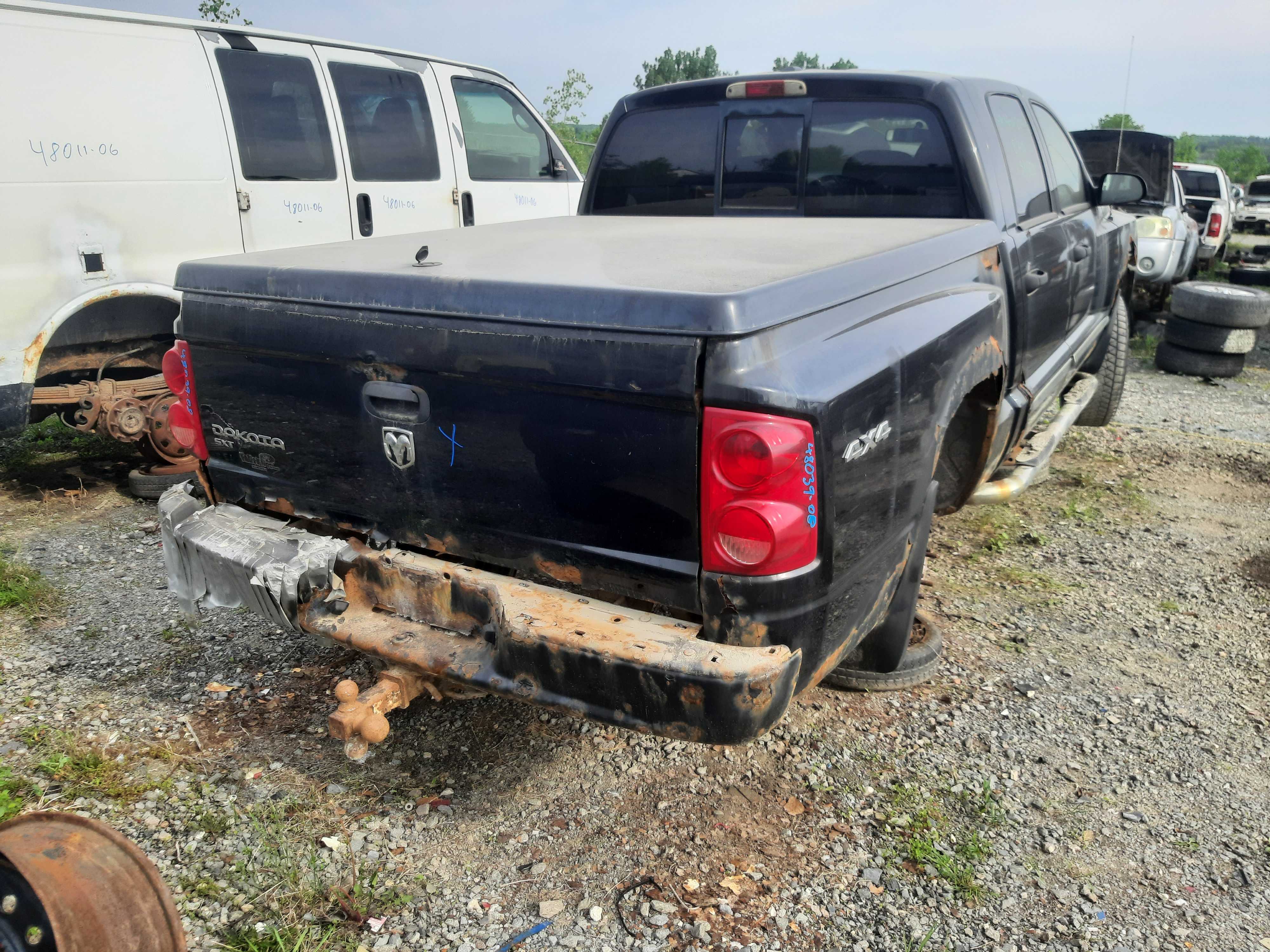 DODGE DAKOTA 2008