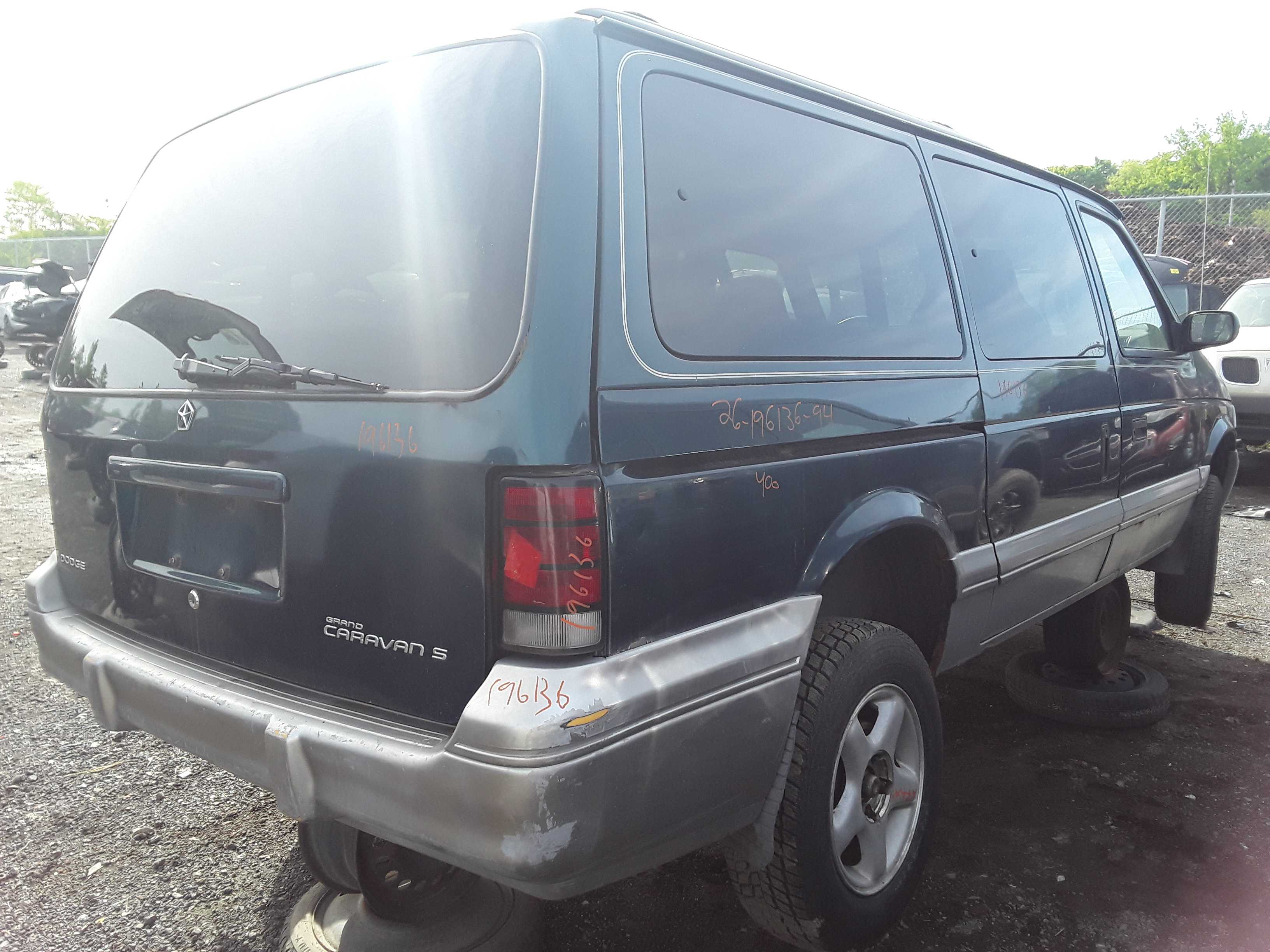 DODGE GRAND CARAVAN 1994