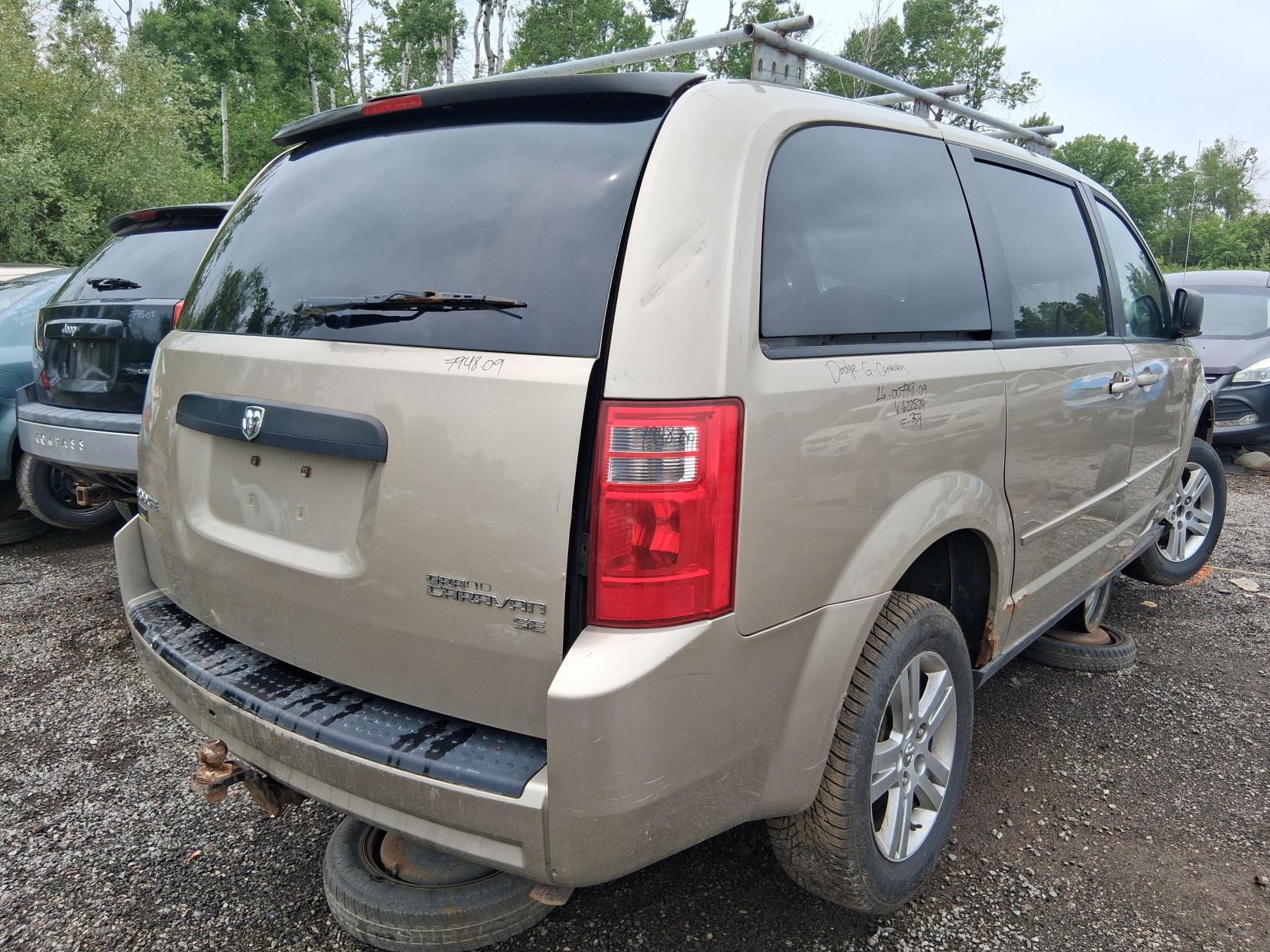 DODGE GRAND CARAVAN 2009
