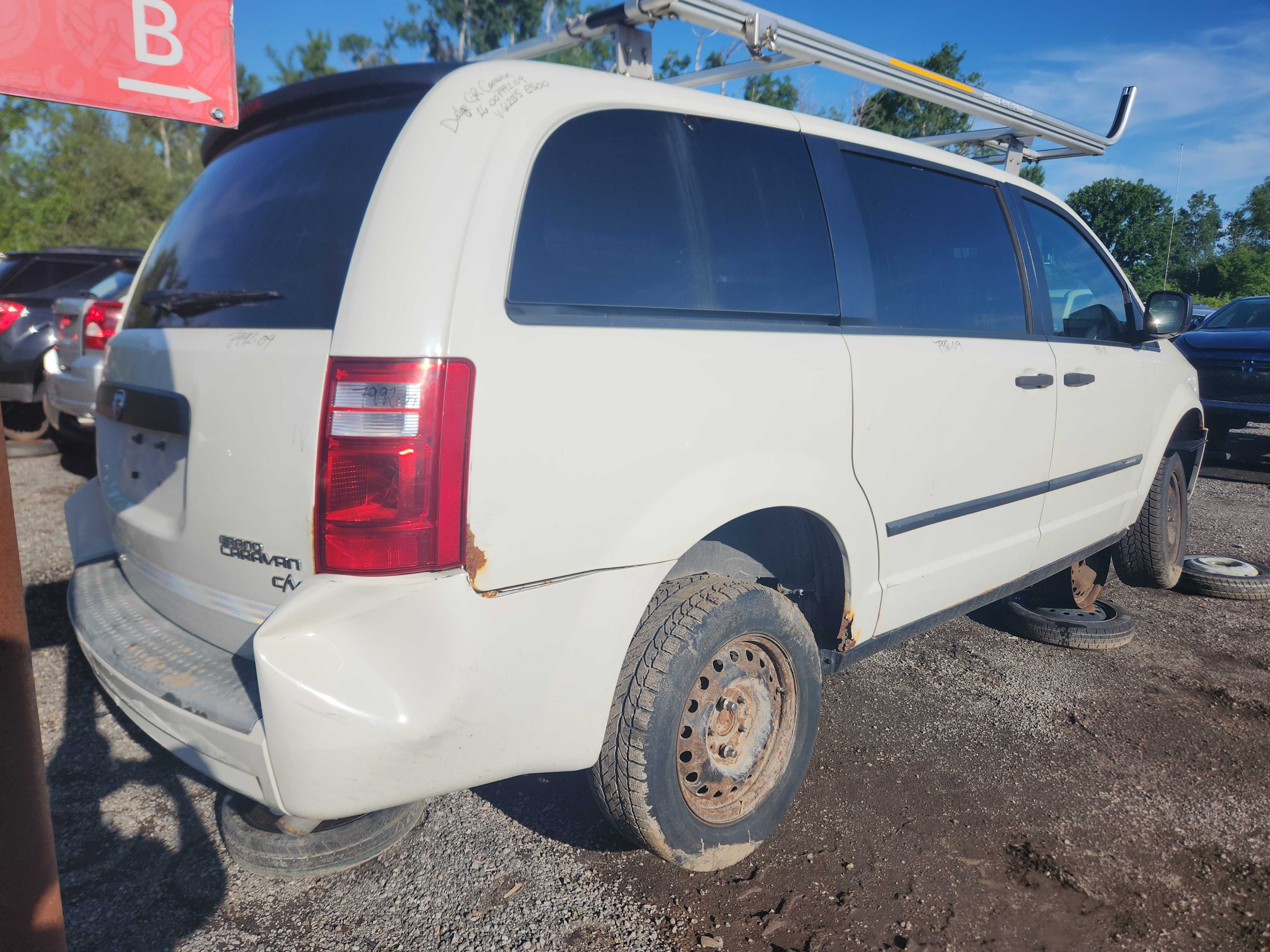 DODGE GRAND CARAVAN 2009