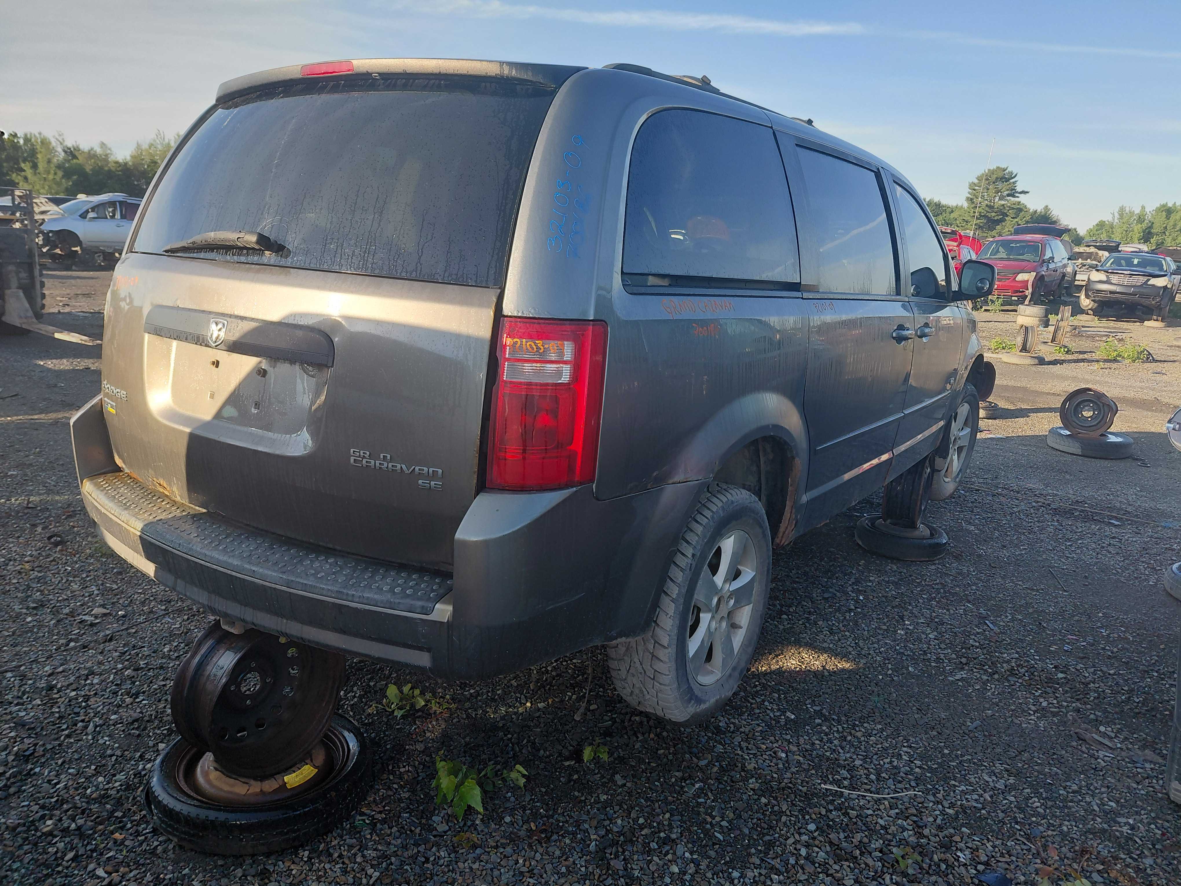 DODGE GRAND CARAVAN 2009