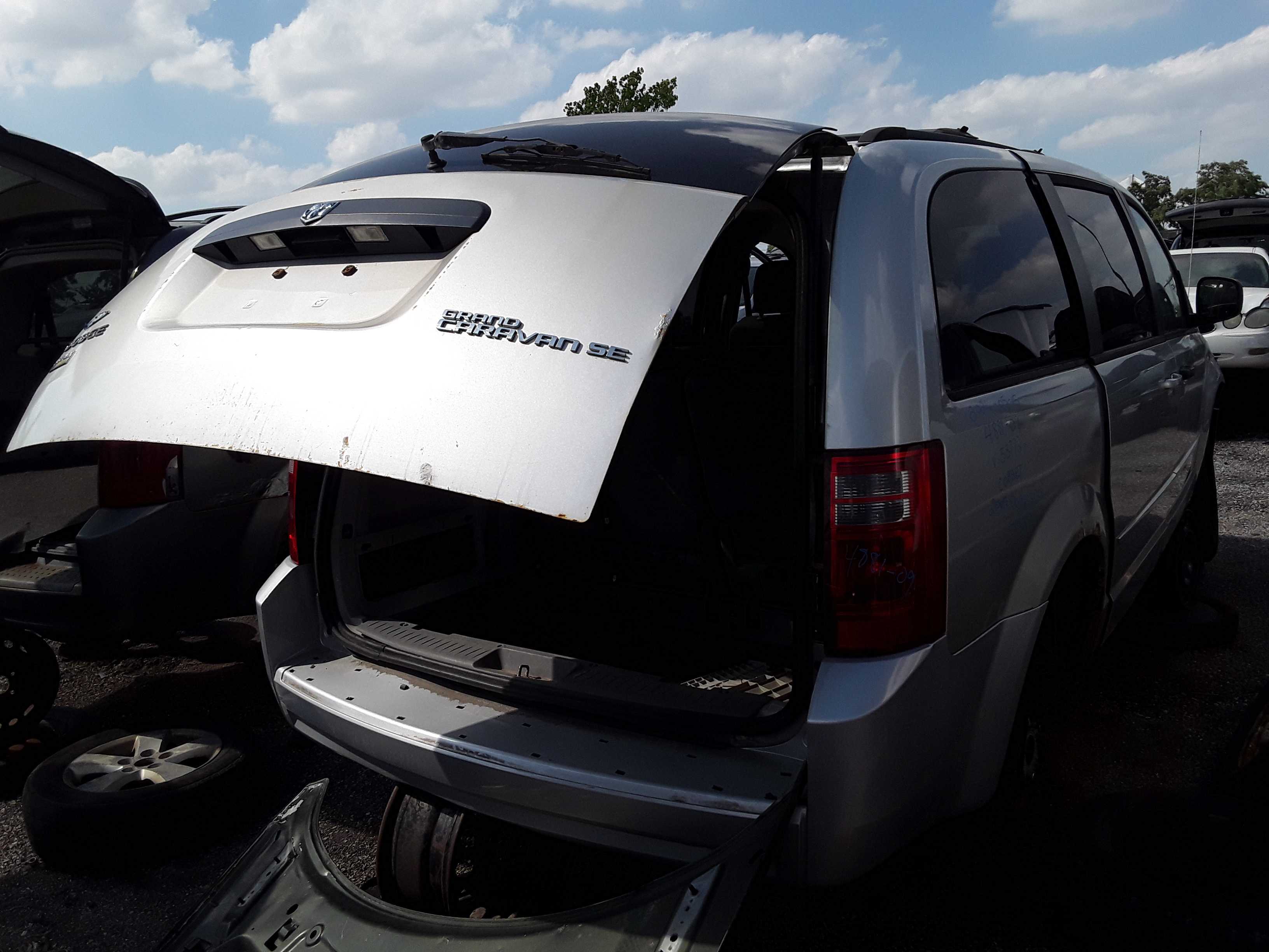 DODGE GRAND CARAVAN 2009