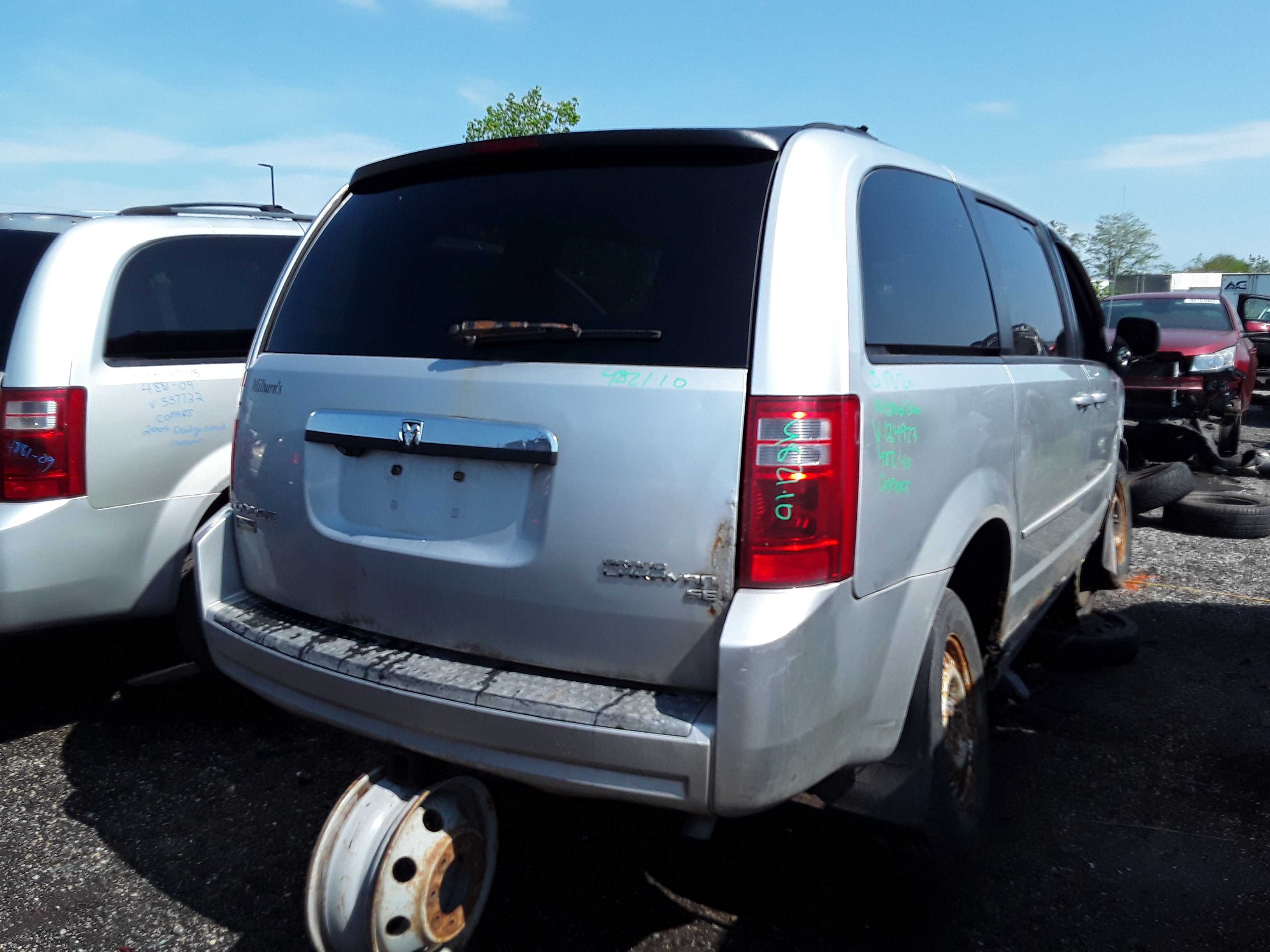 DODGE GRAND CARAVAN 2010