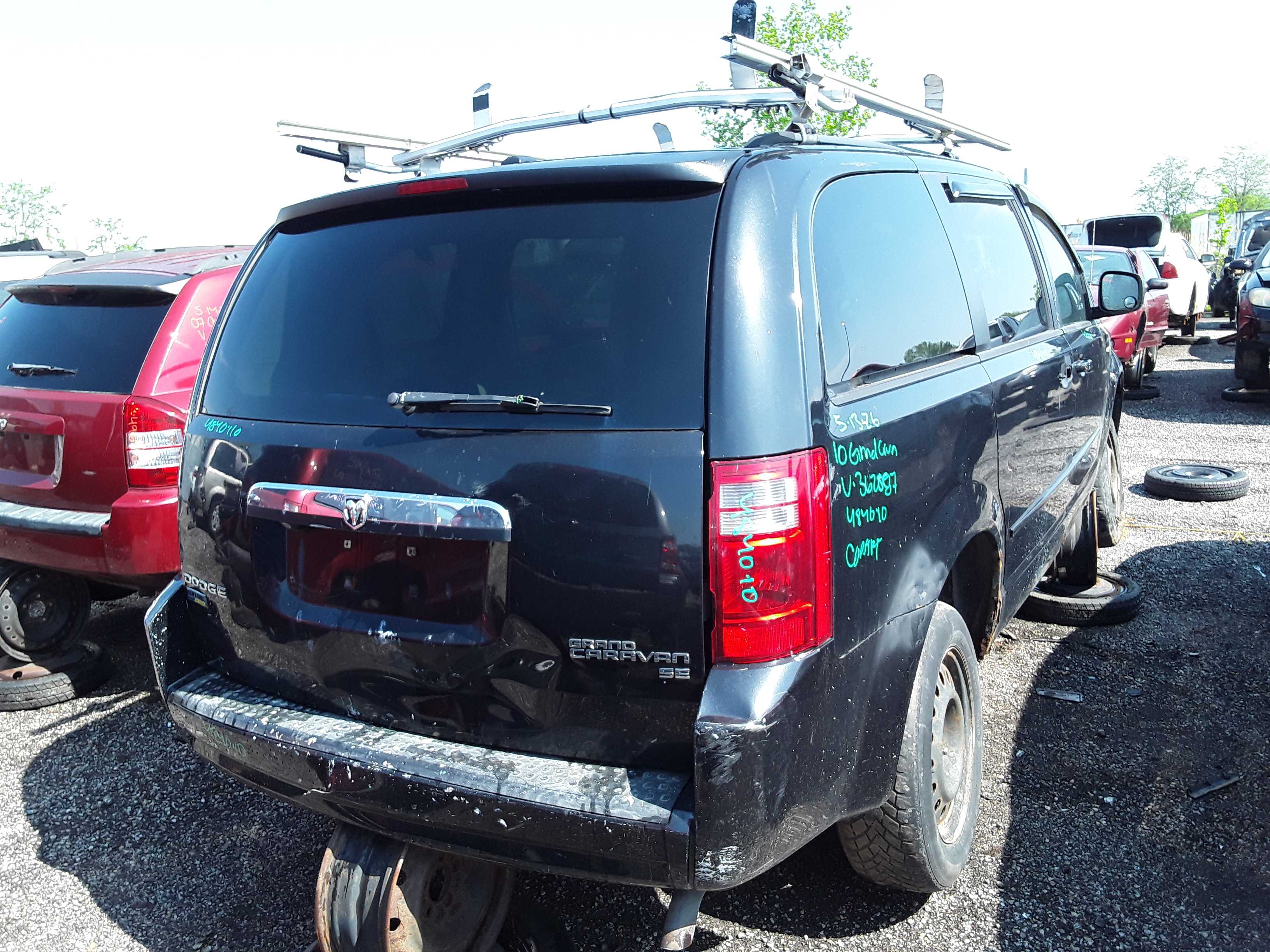 DODGE GRAND CARAVAN 2010