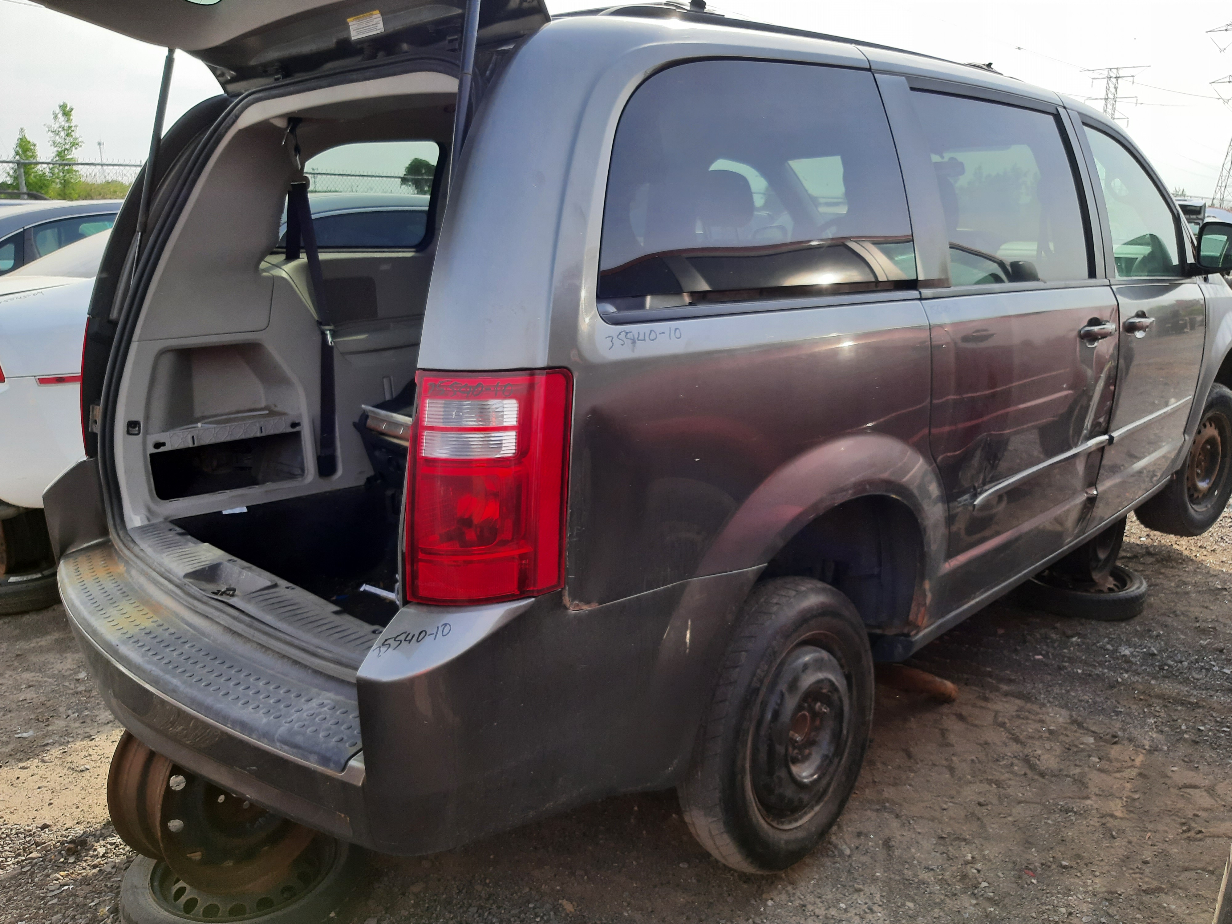 DODGE GRAND CARAVAN 2010