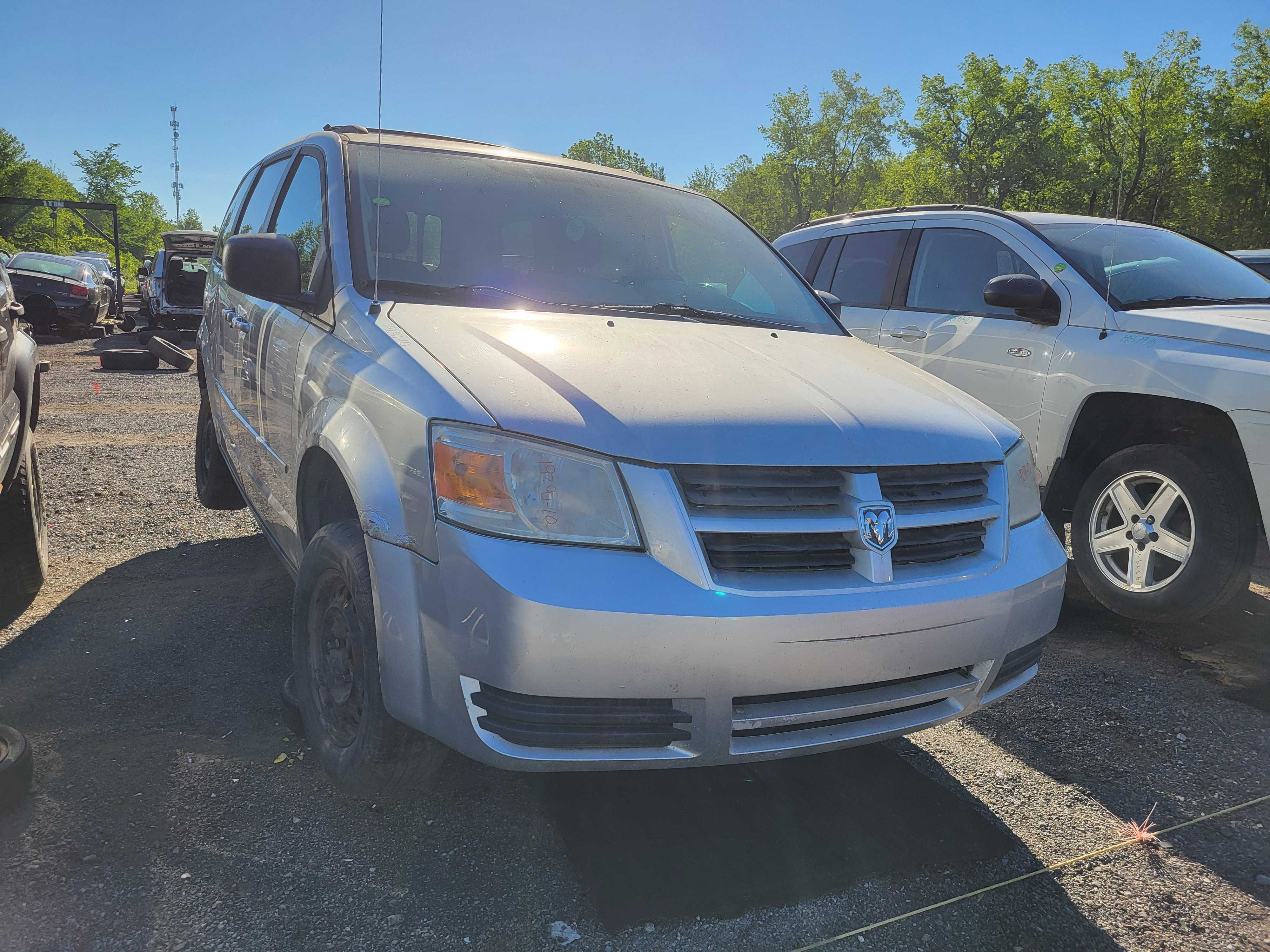 DODGE GRAND CARAVAN 2010