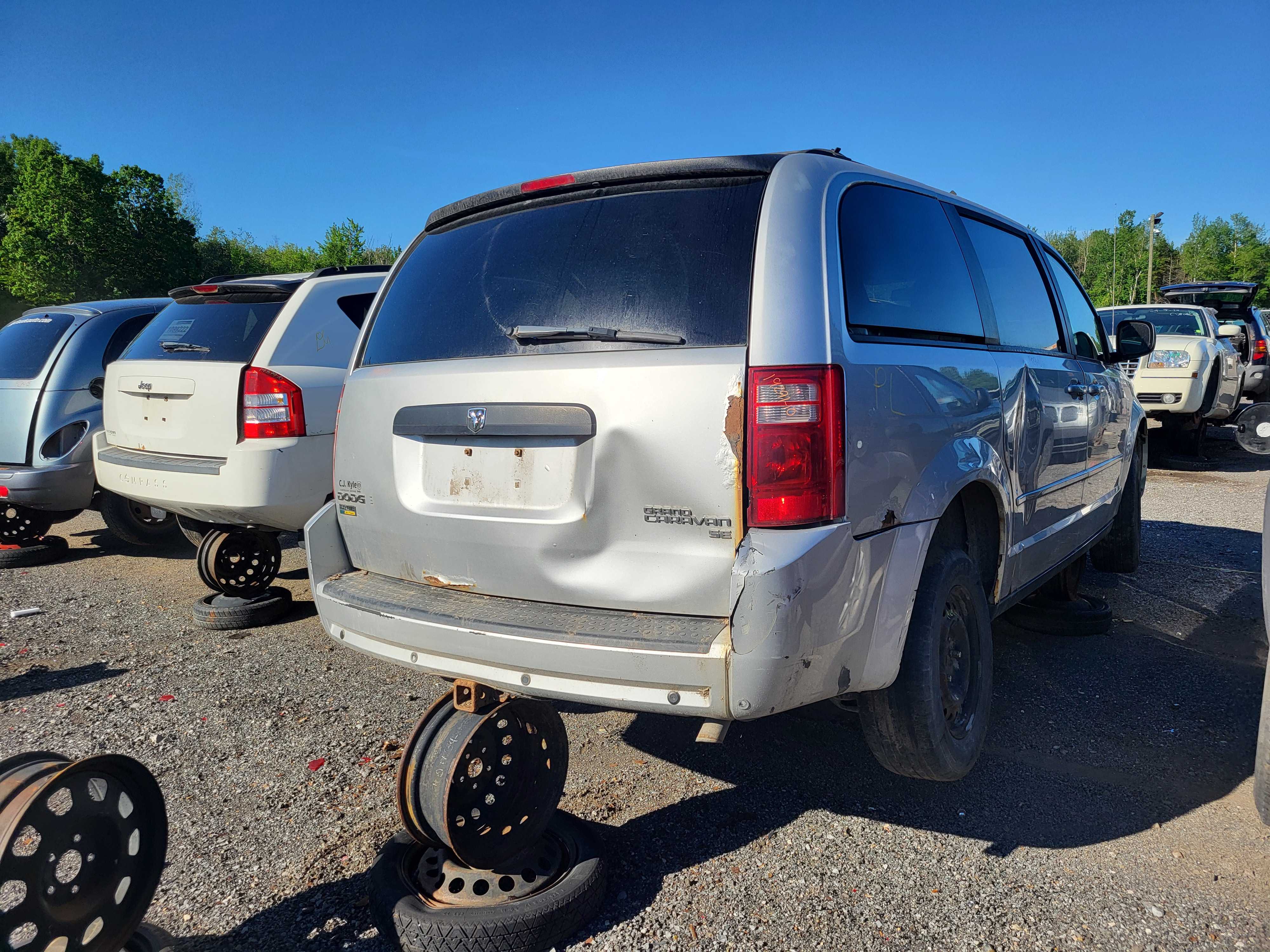 DODGE GRAND CARAVAN 2010