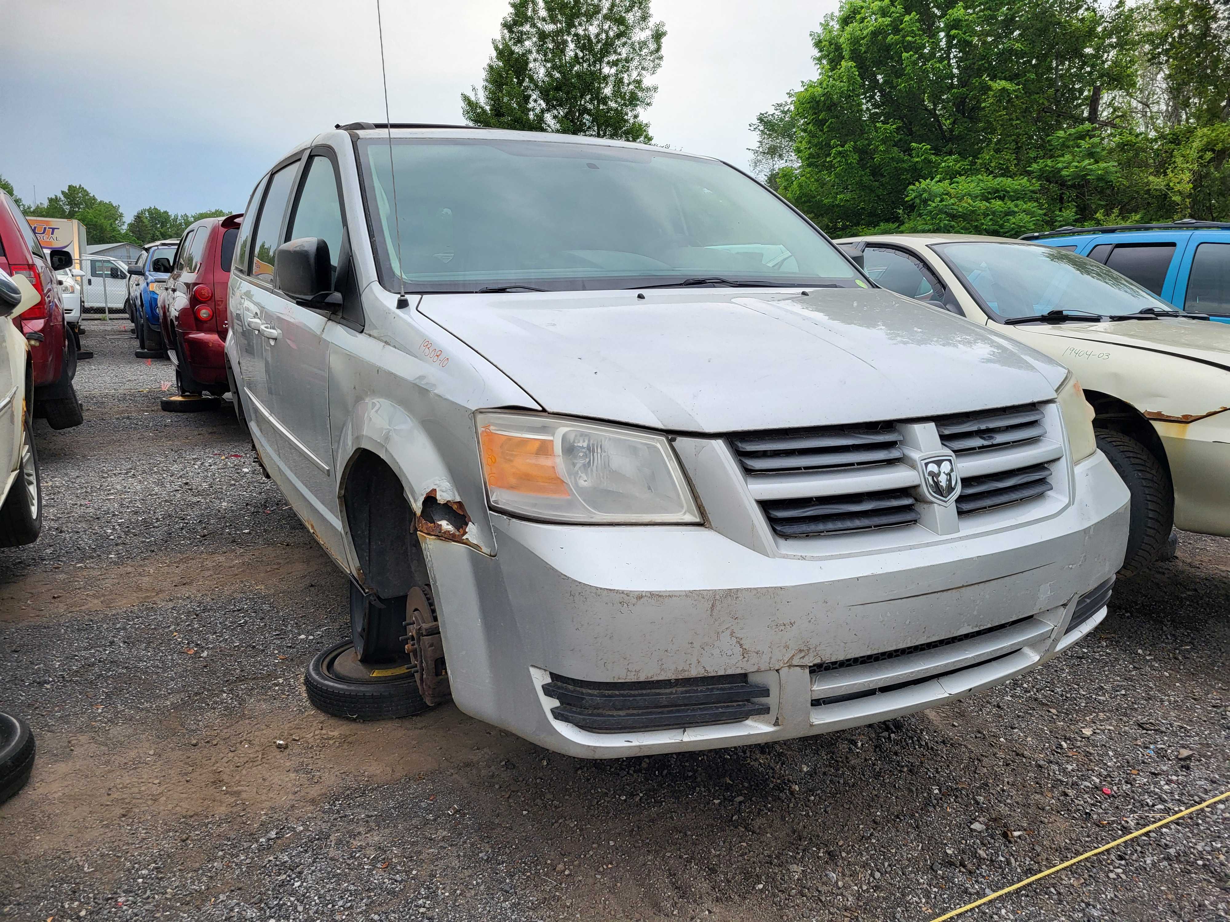 DODGE GRAND CARAVAN 2010