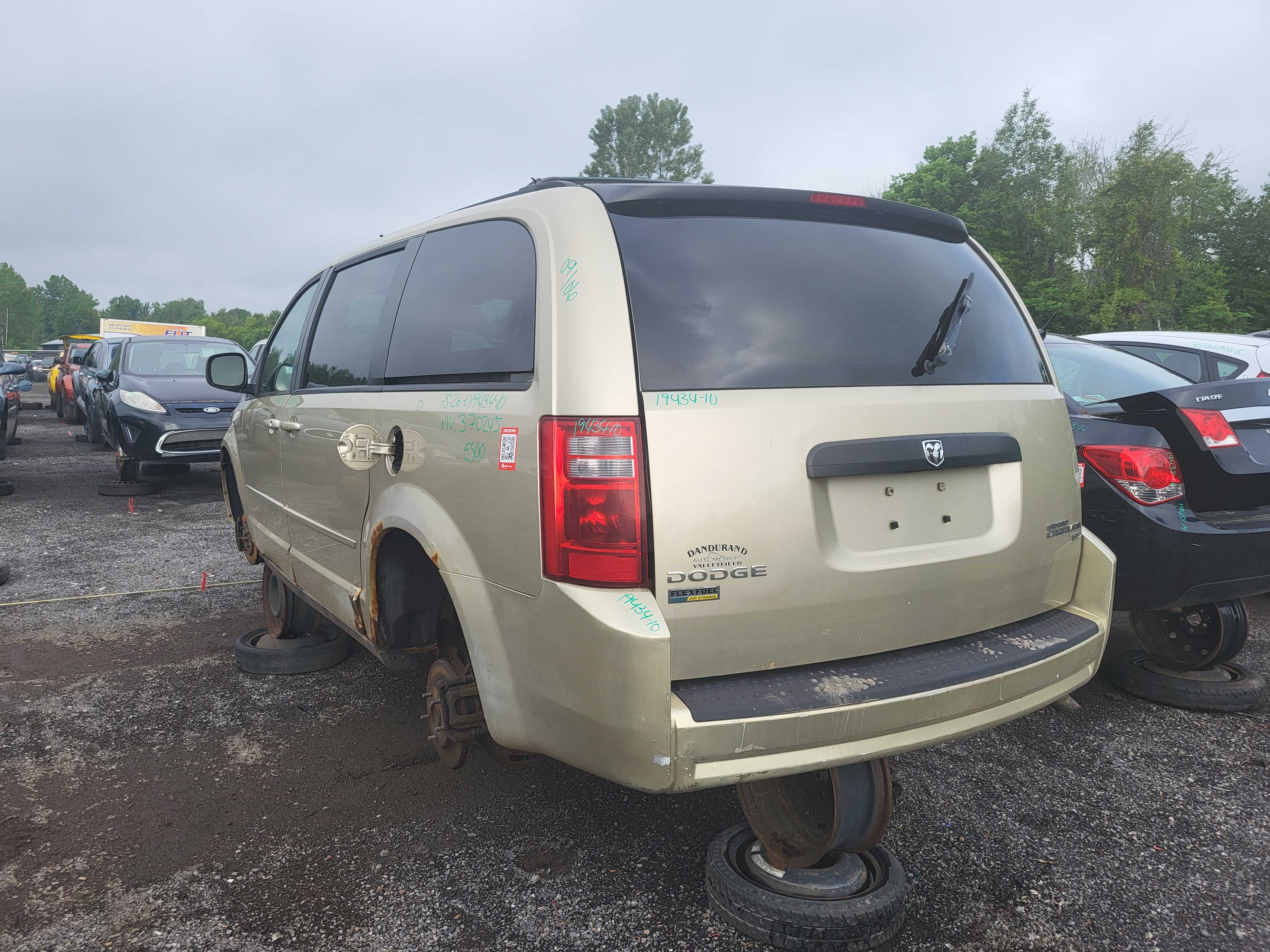 DODGE GRAND CARAVAN 2010