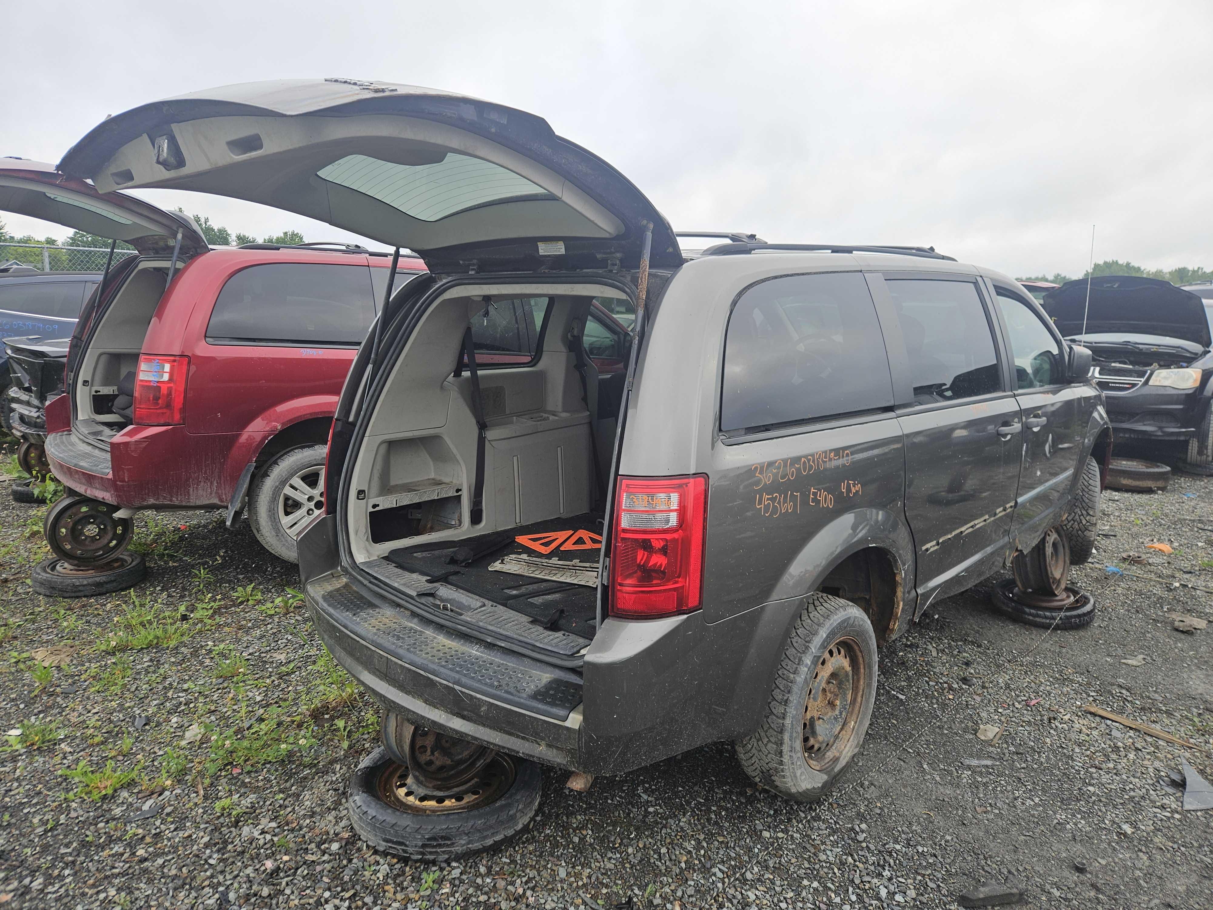 DODGE GRAND CARAVAN 2010
