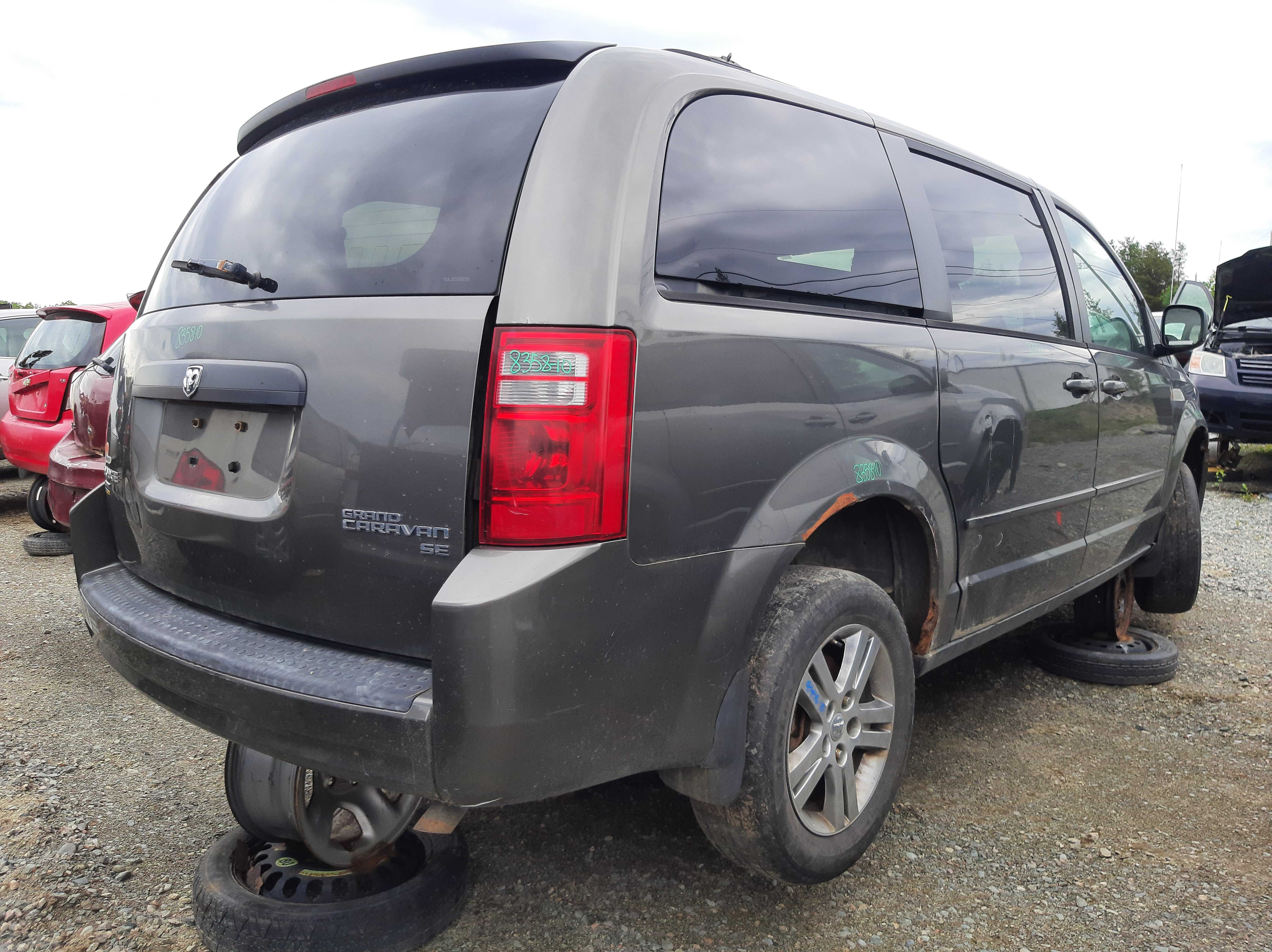 DODGE GRAND CARAVAN 2010