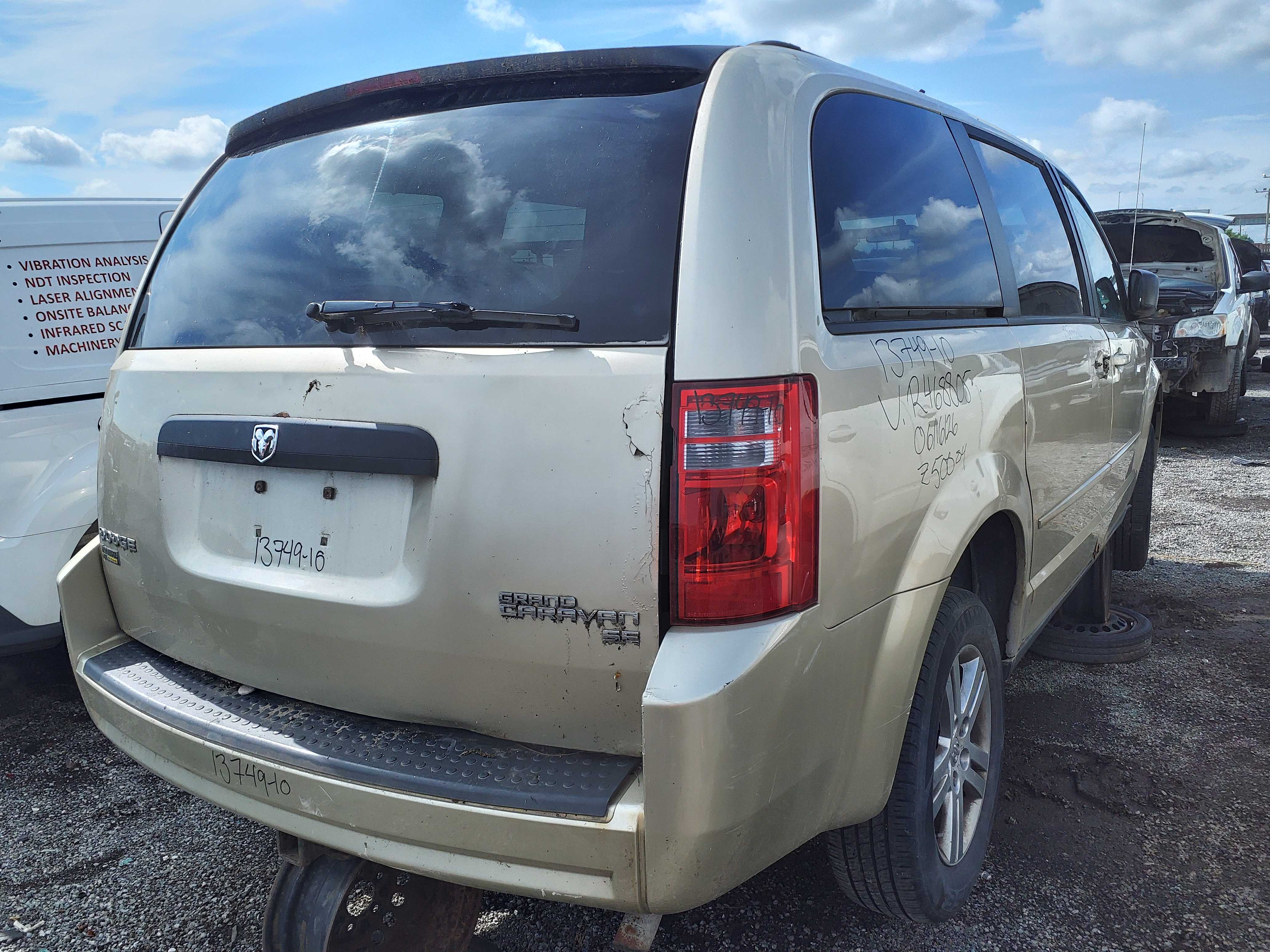 DODGE GRAND CARAVAN 2010