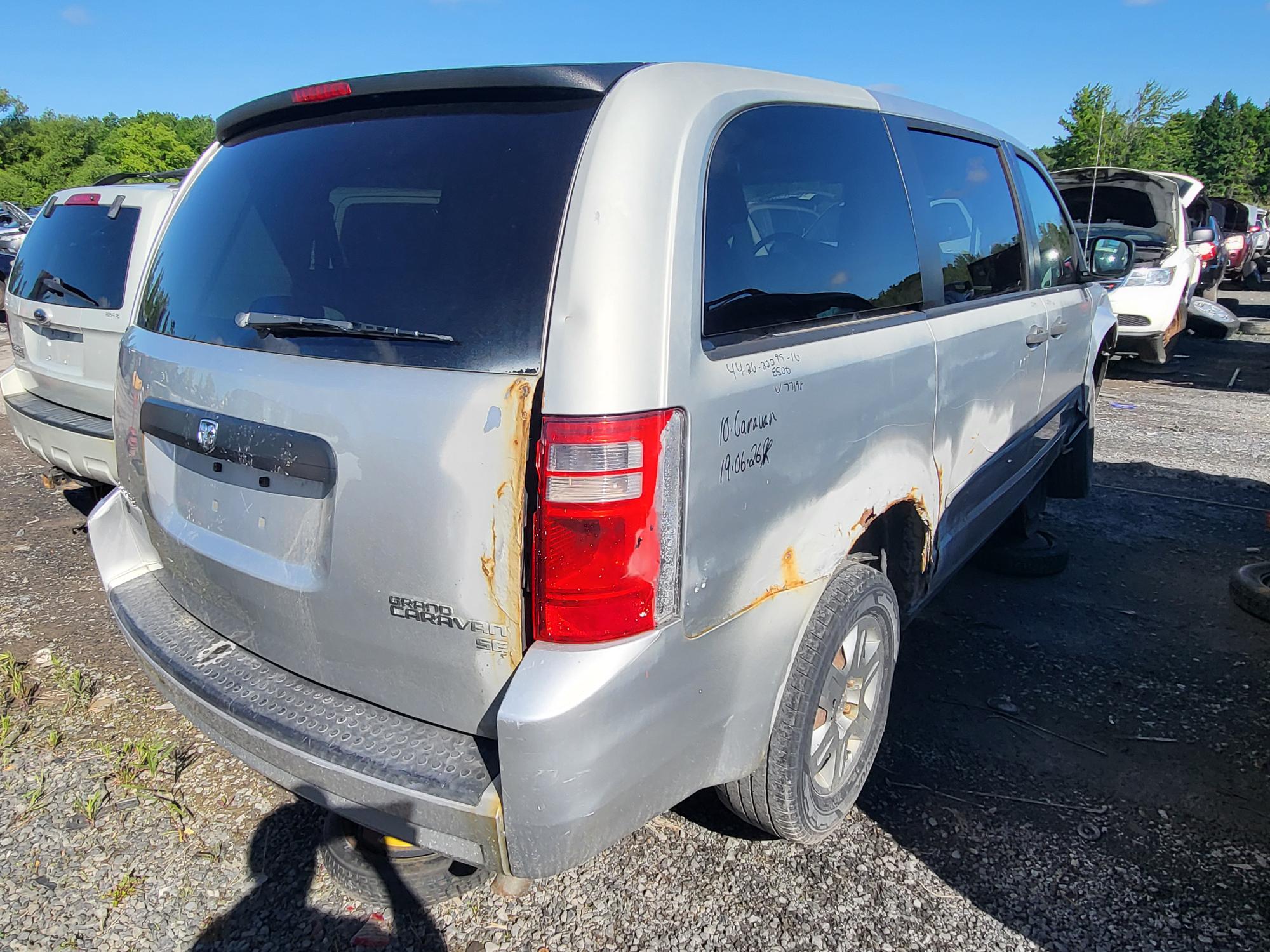 DODGE GRAND CARAVAN 2010