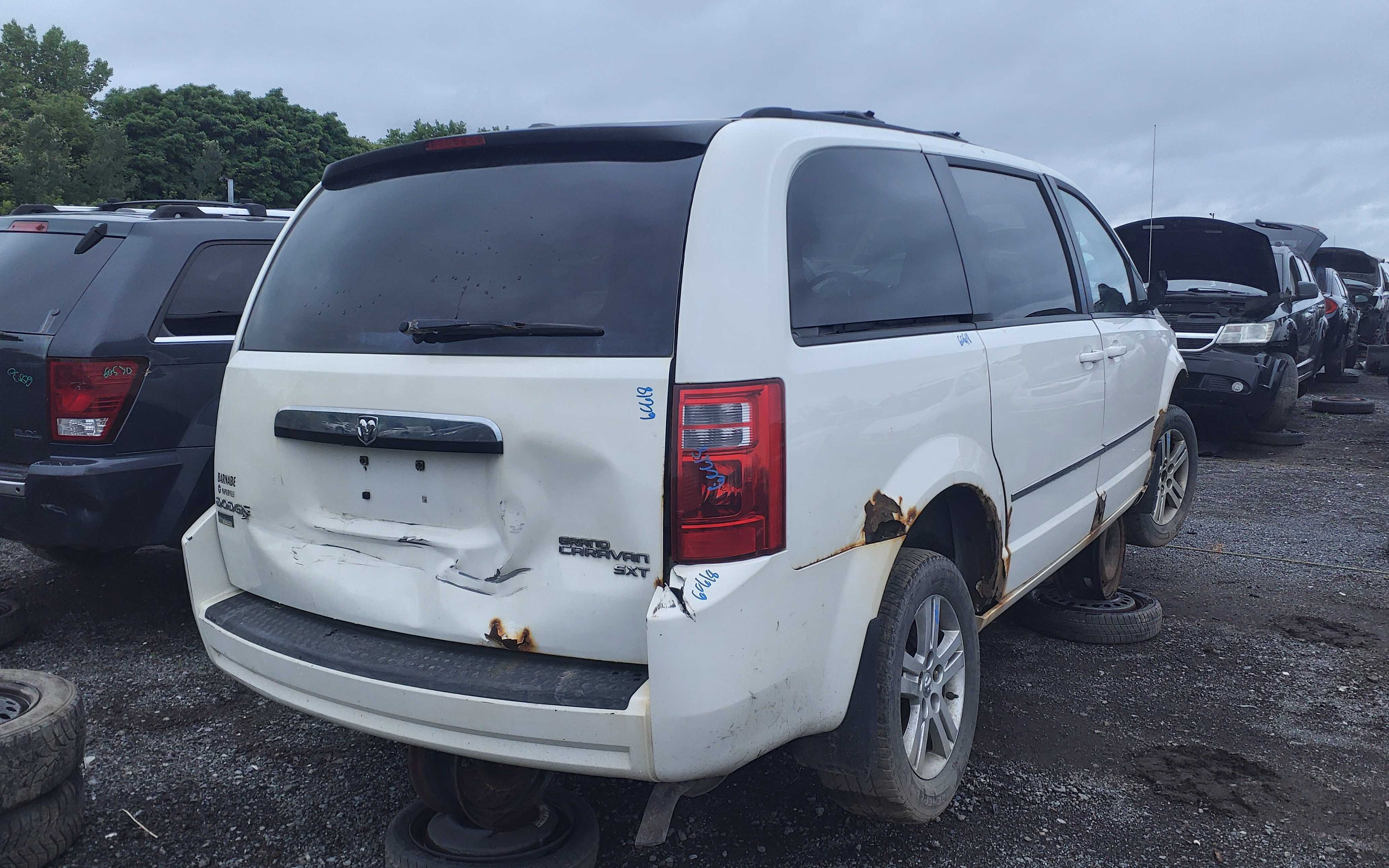 DODGE GRAND CARAVAN 2010