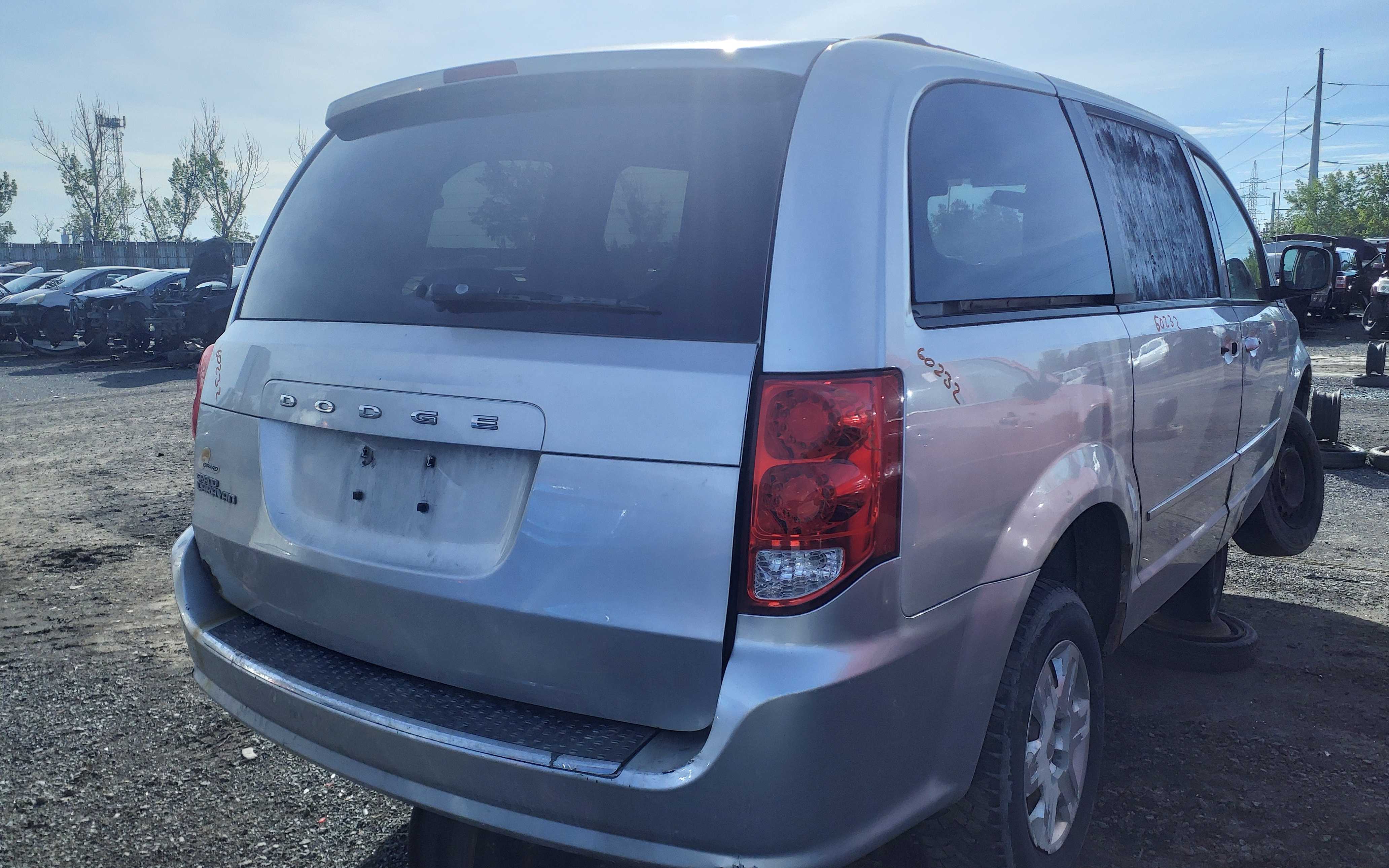 DODGE GRAND CARAVAN 2011