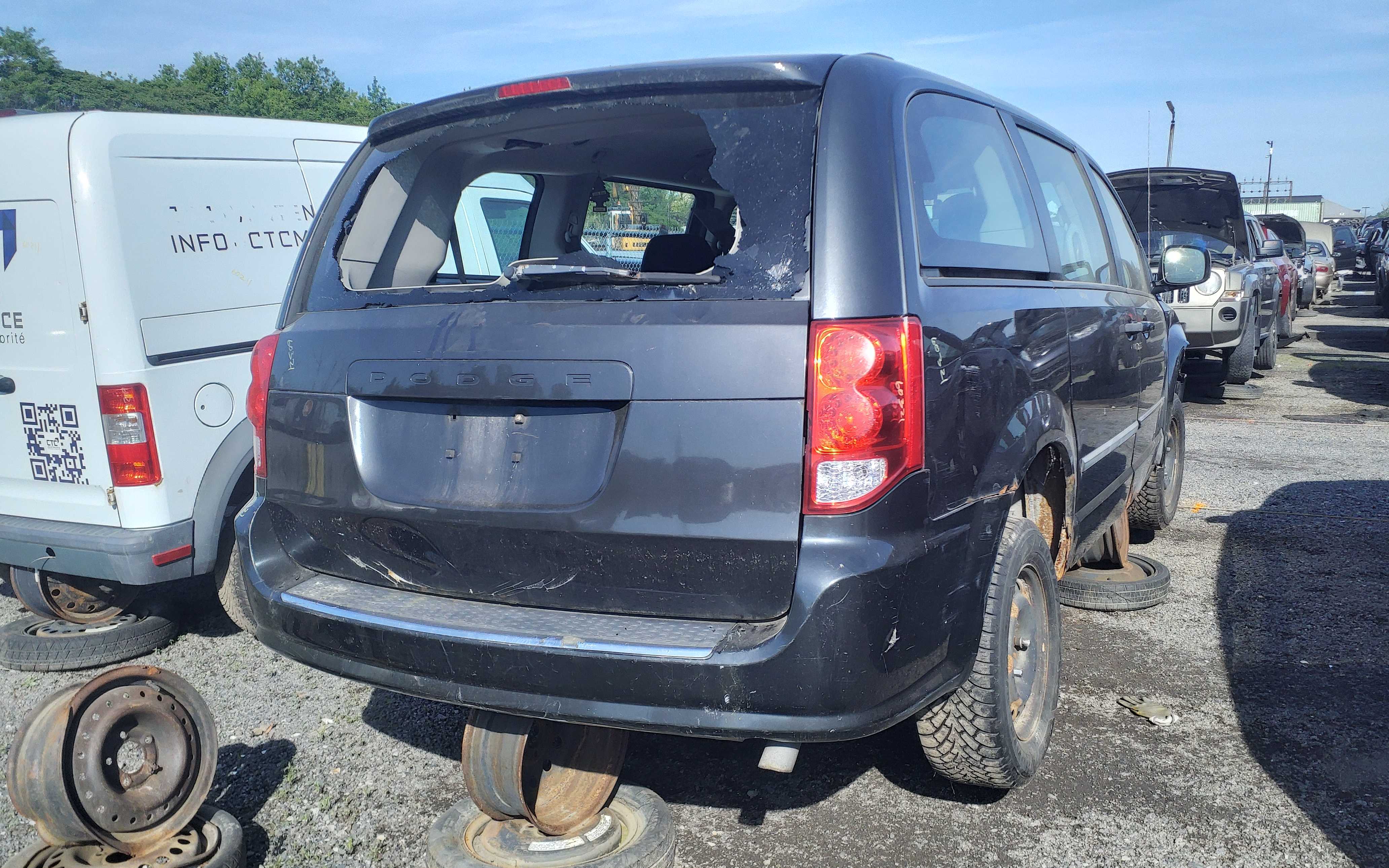 DODGE GRAND CARAVAN 2011