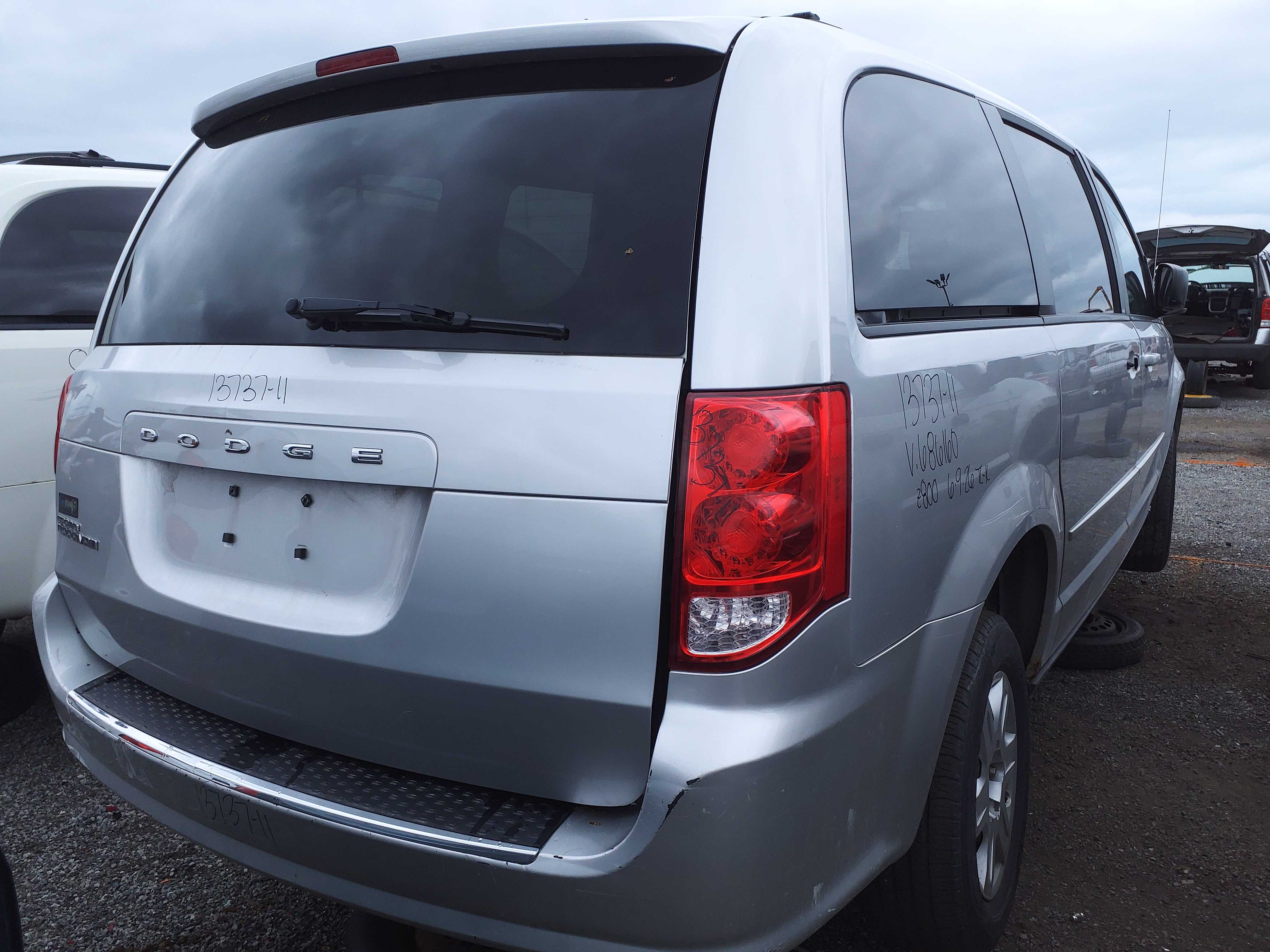 DODGE GRAND CARAVAN 2011