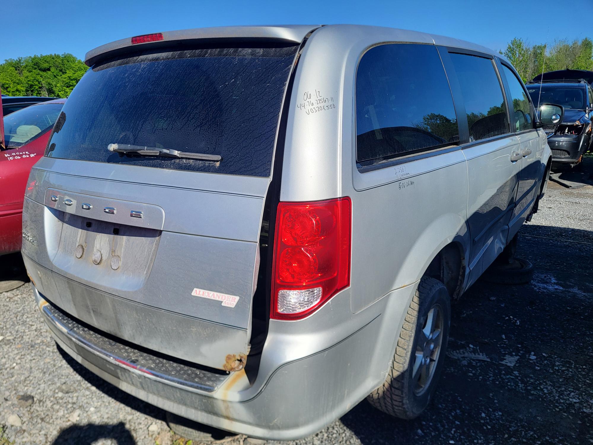 DODGE GRAND CARAVAN 2011