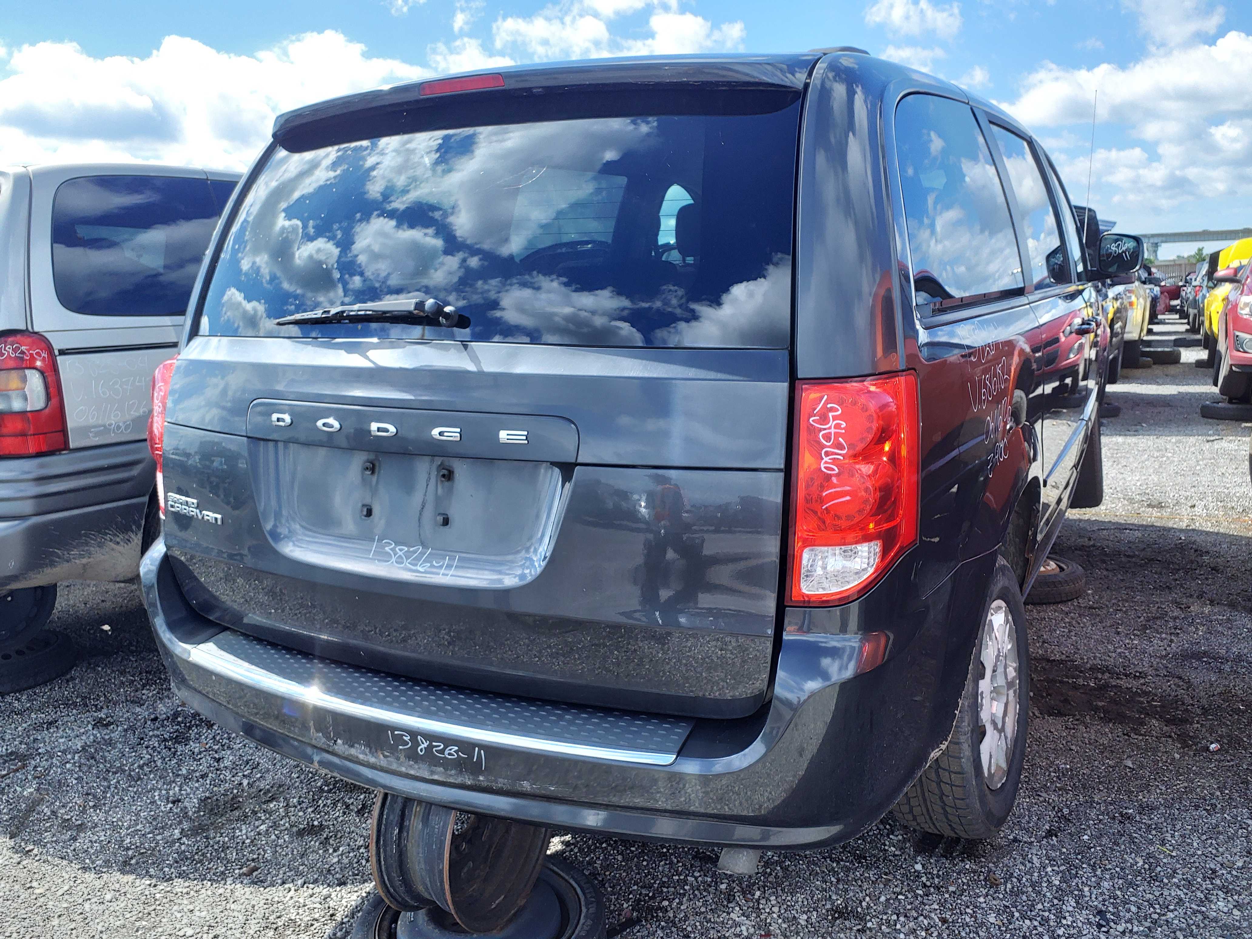 DODGE GRAND CARAVAN 2011
