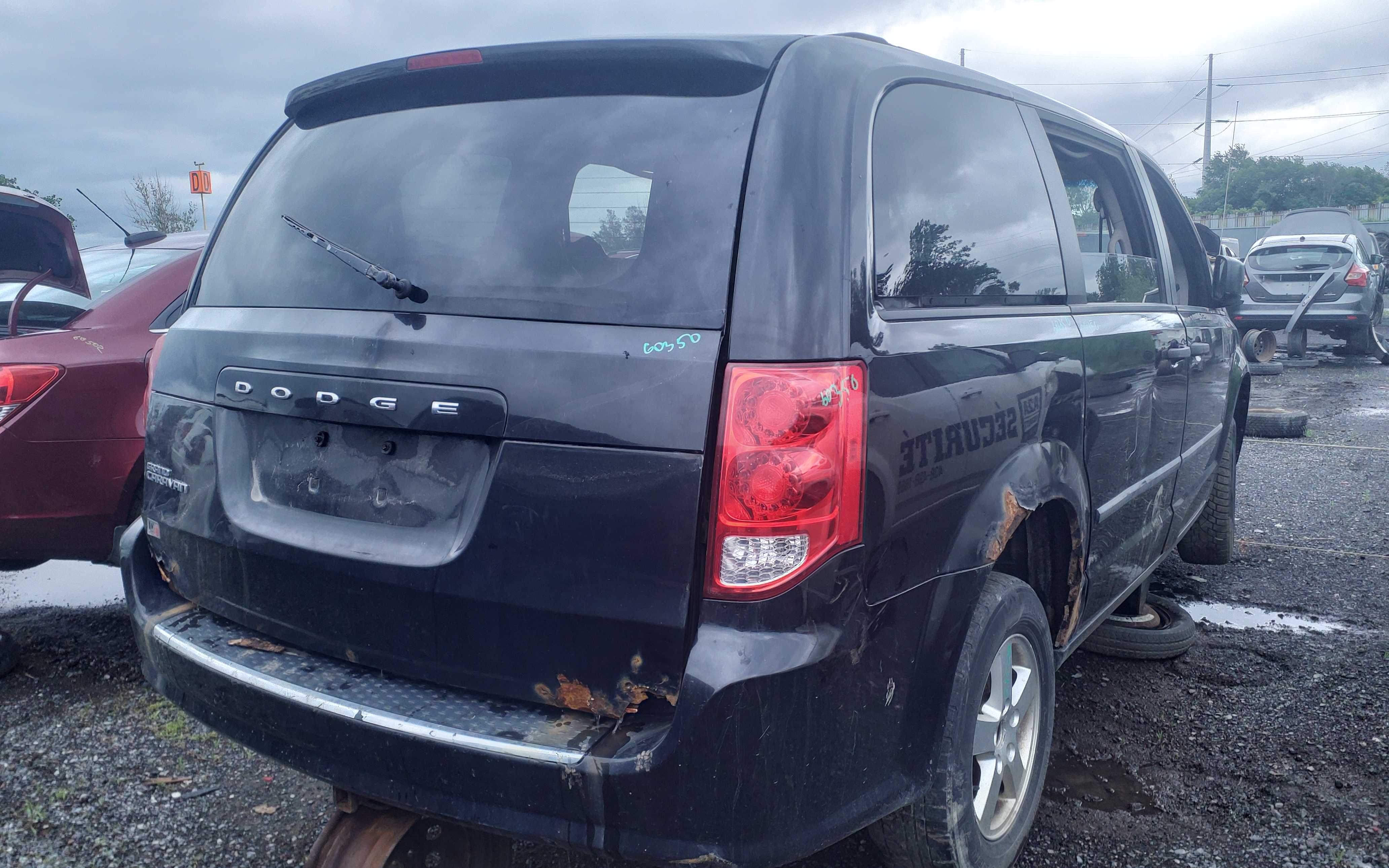 DODGE GRAND CARAVAN 2011