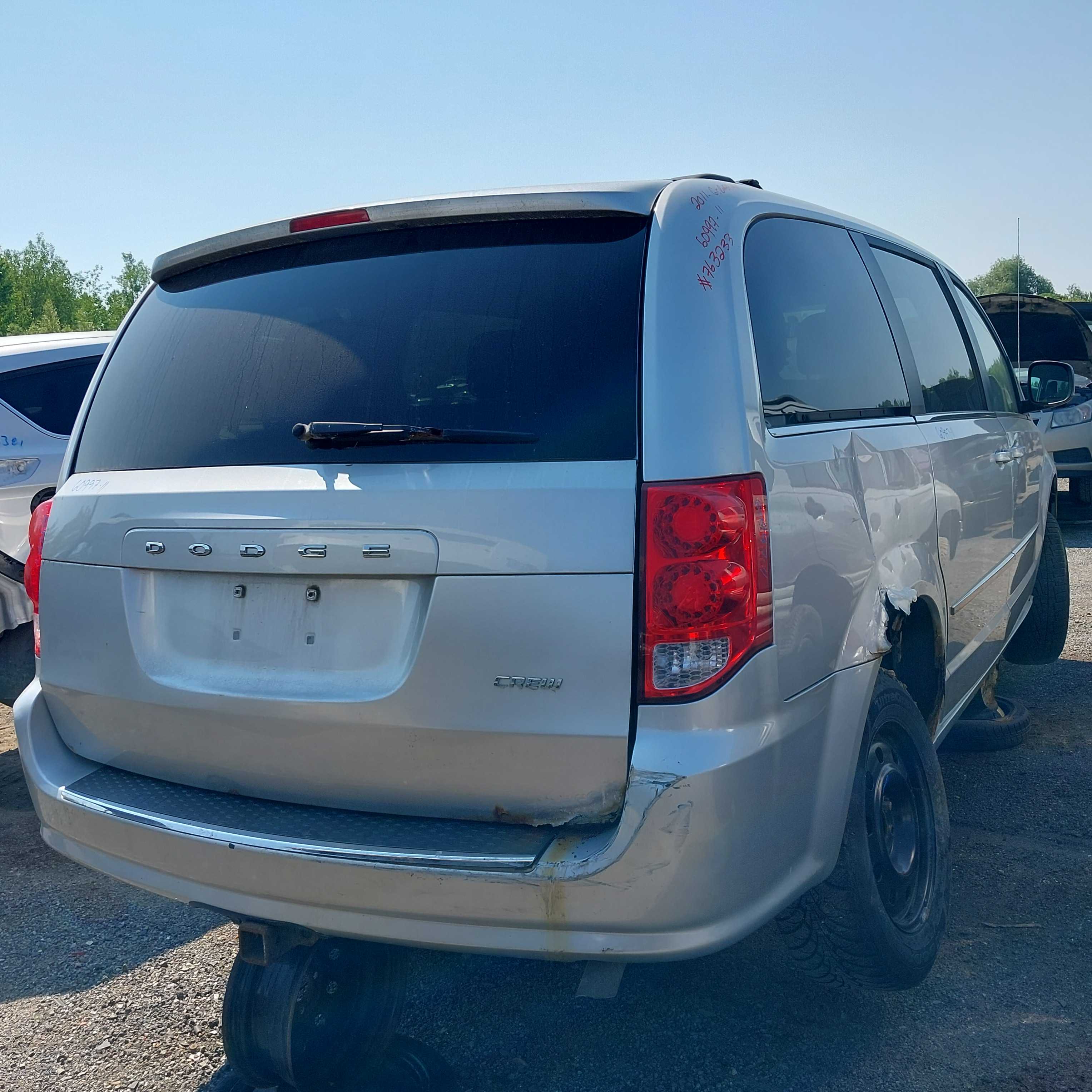 DODGE GRAND CARAVAN 2011