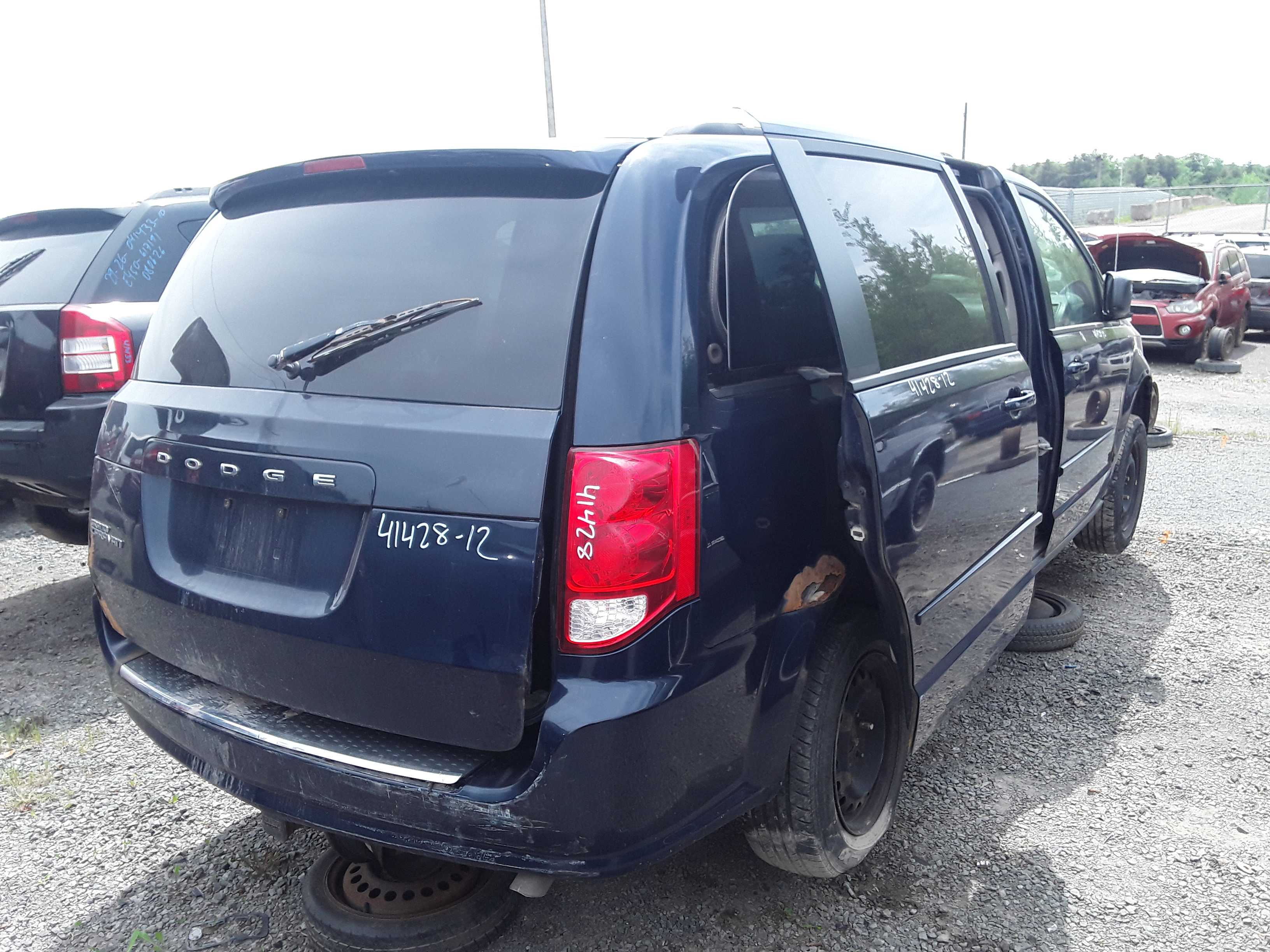 DODGE GRAND CARAVAN 2012