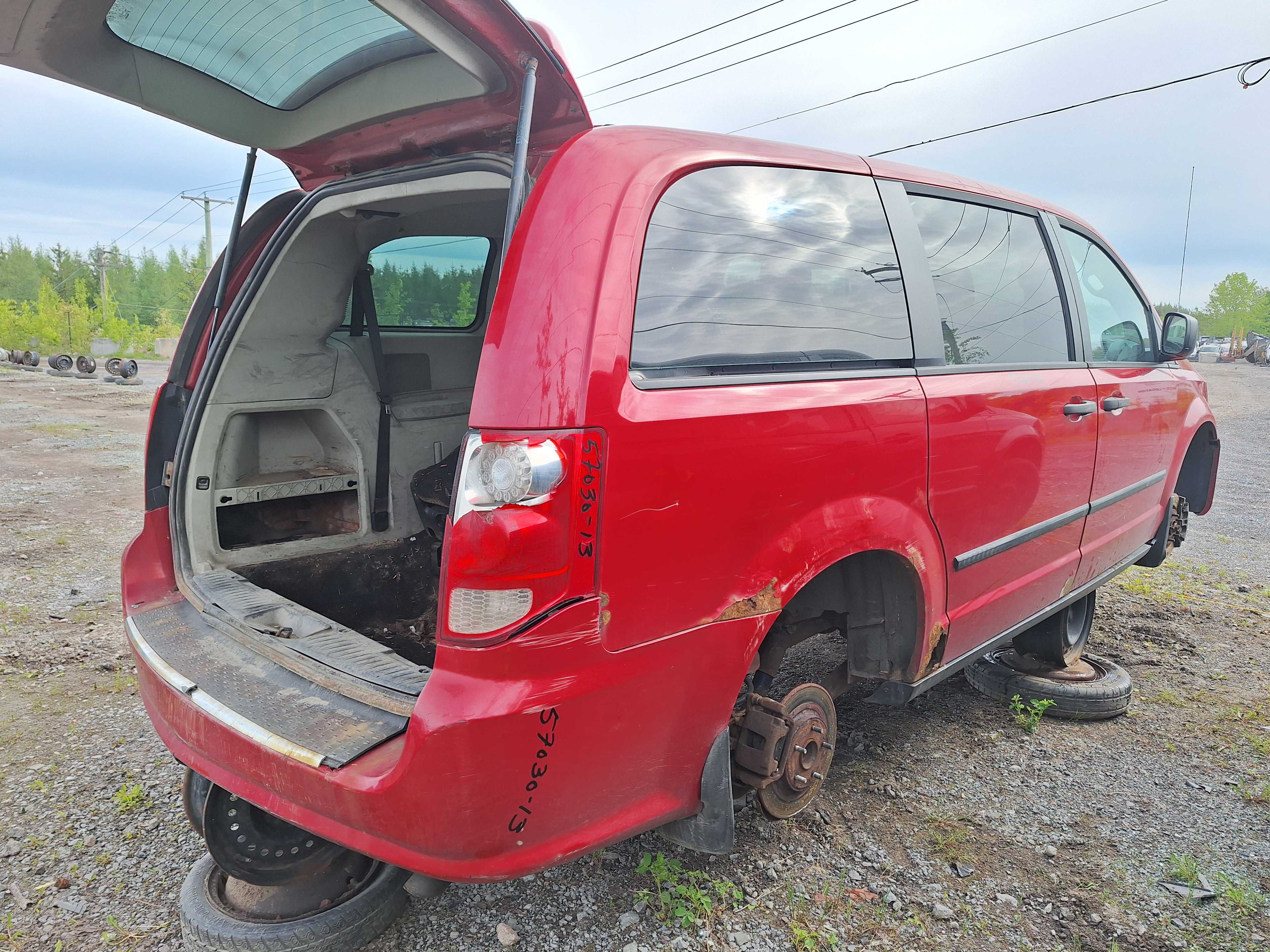 DODGE GRAND CARAVAN 2013