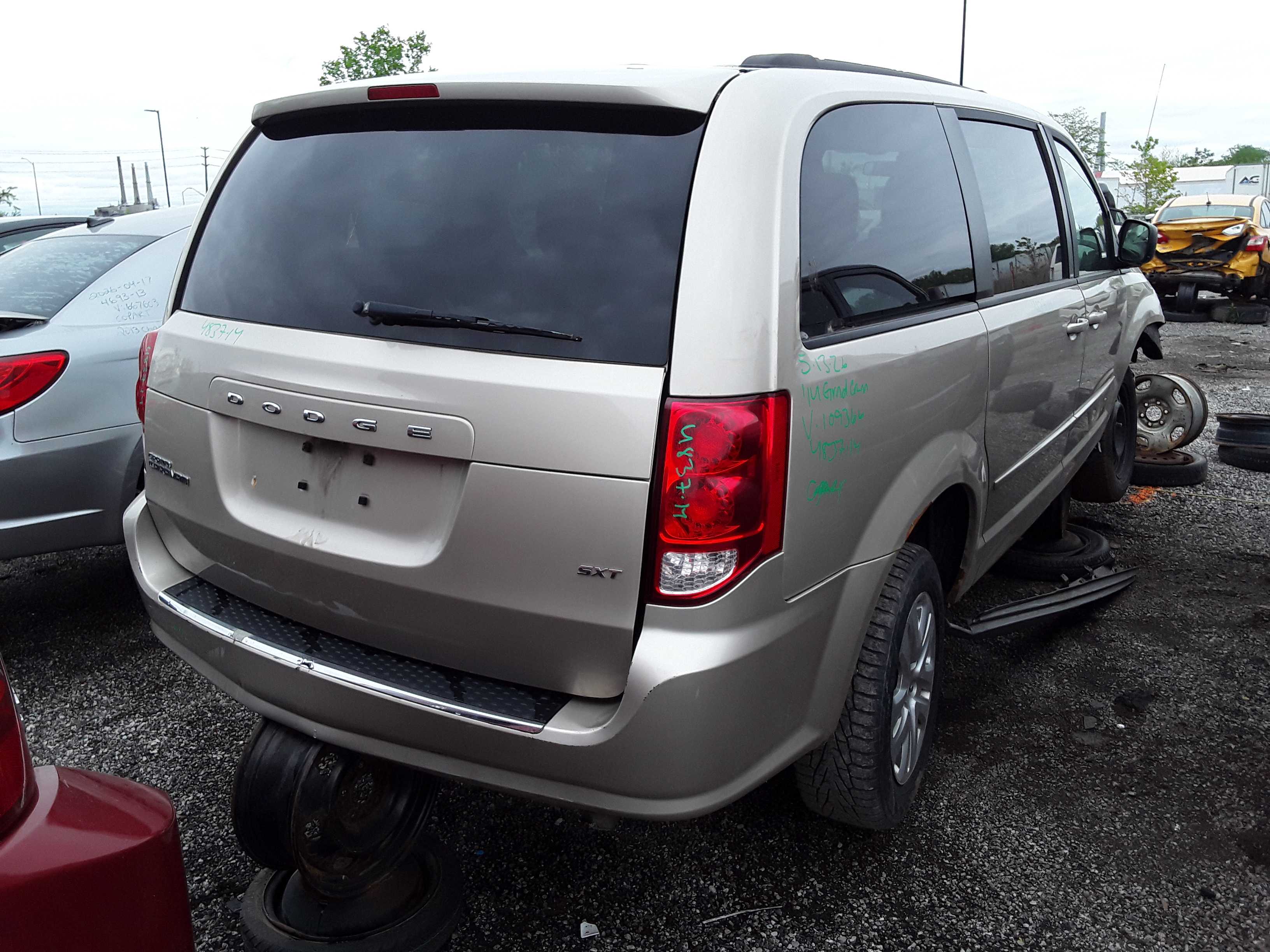 DODGE GRAND CARAVAN 2014