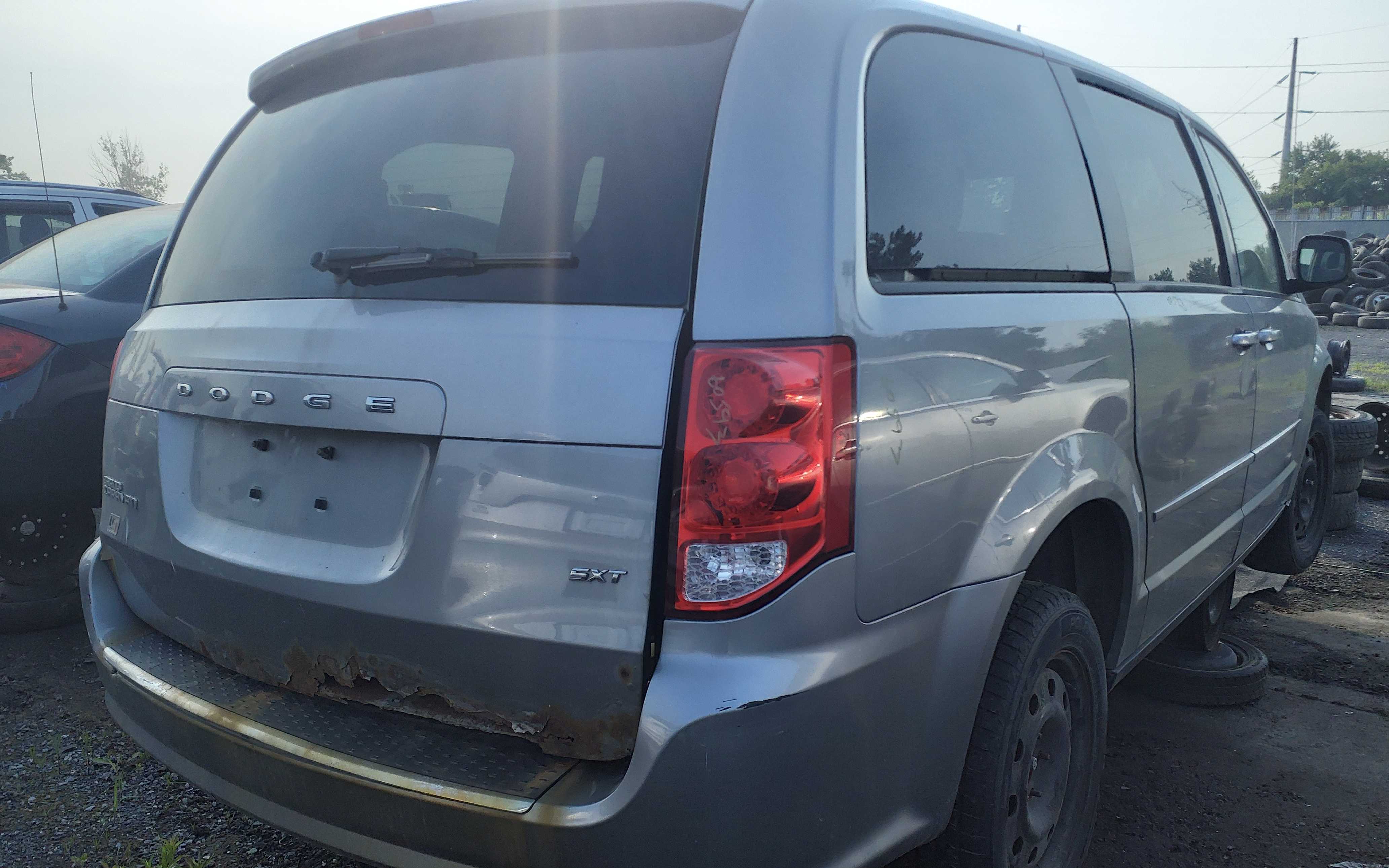 DODGE GRAND CARAVAN 2014