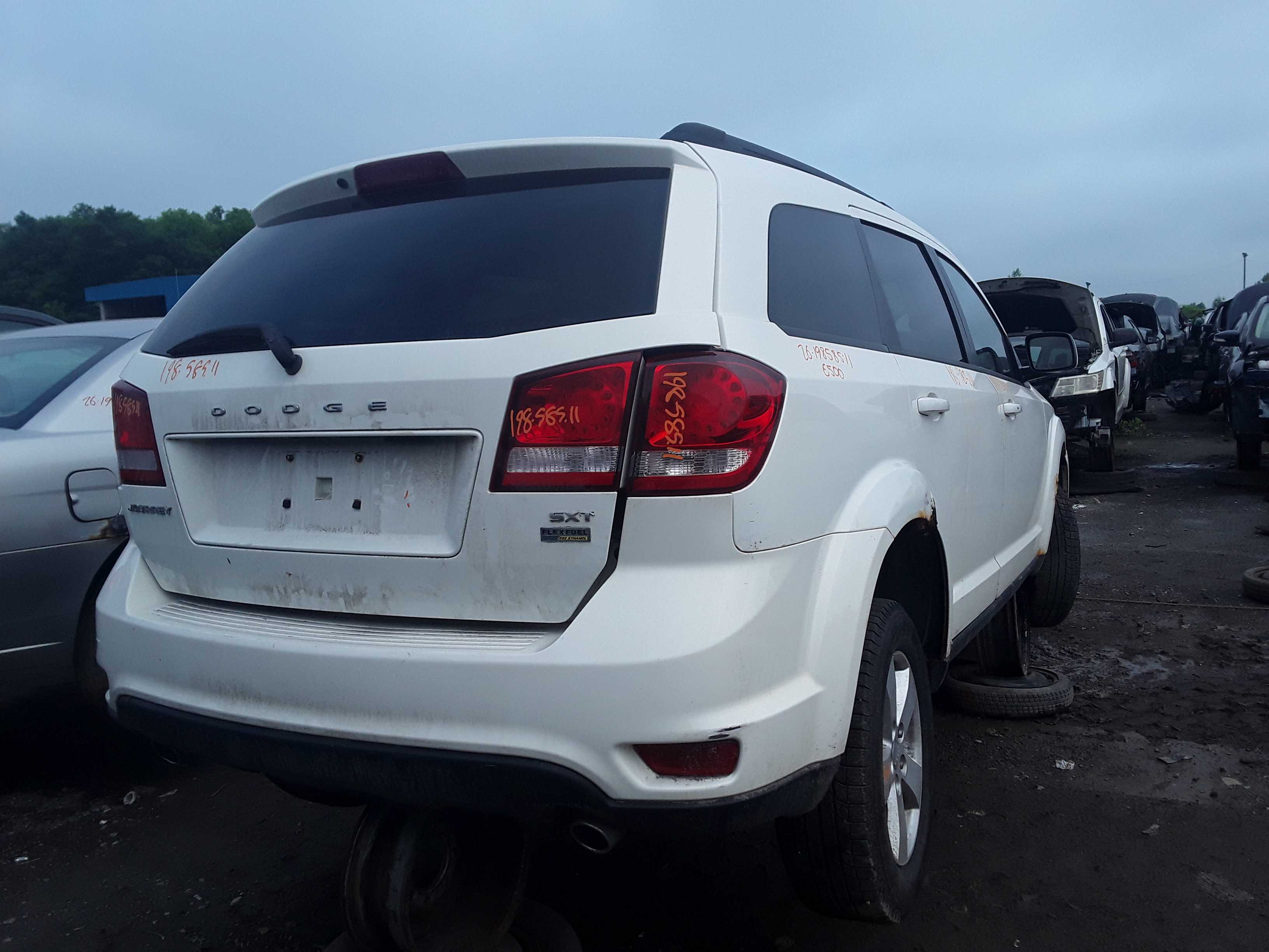 DODGE JOURNEY 2011