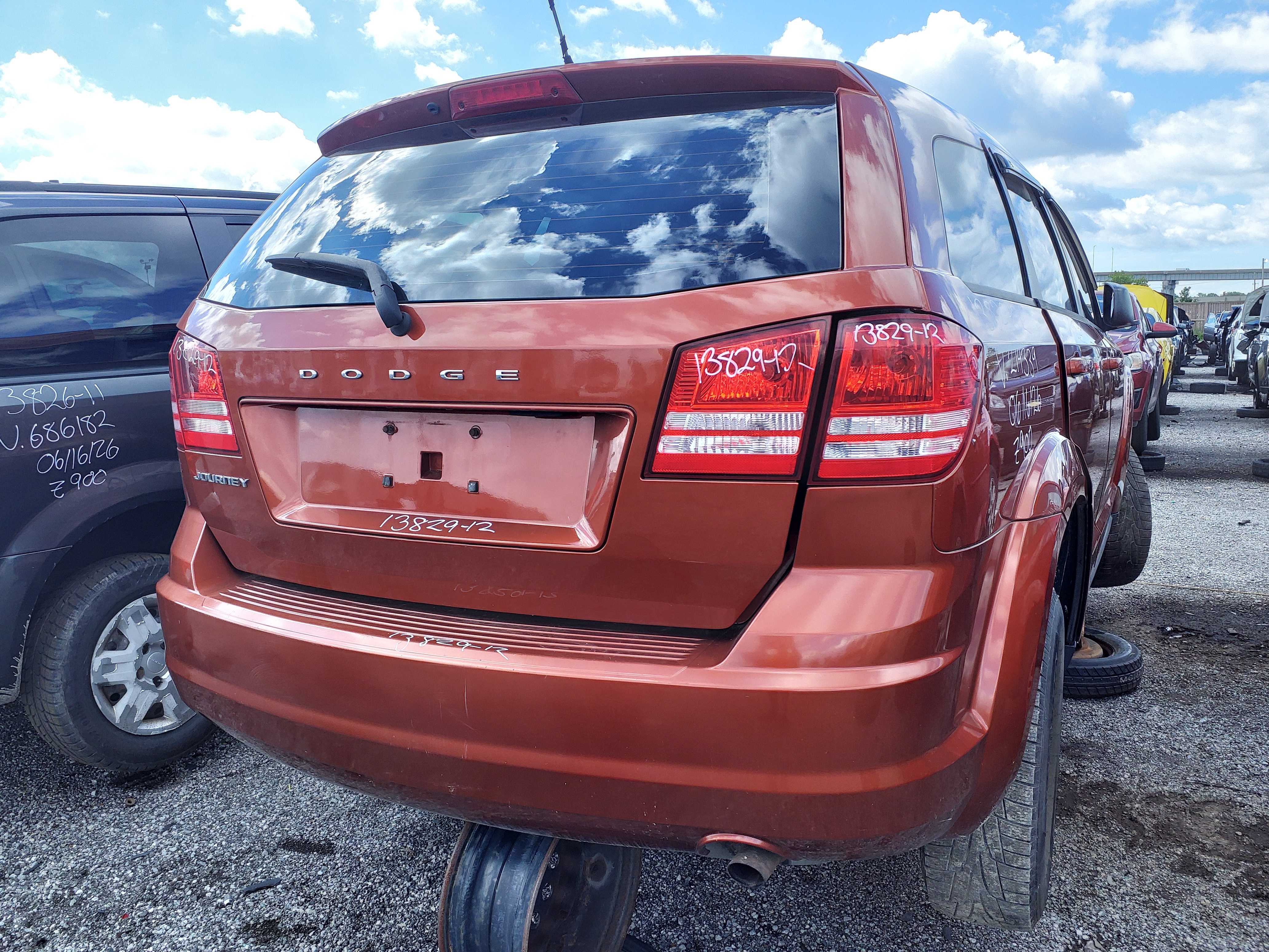 DODGE JOURNEY 2012