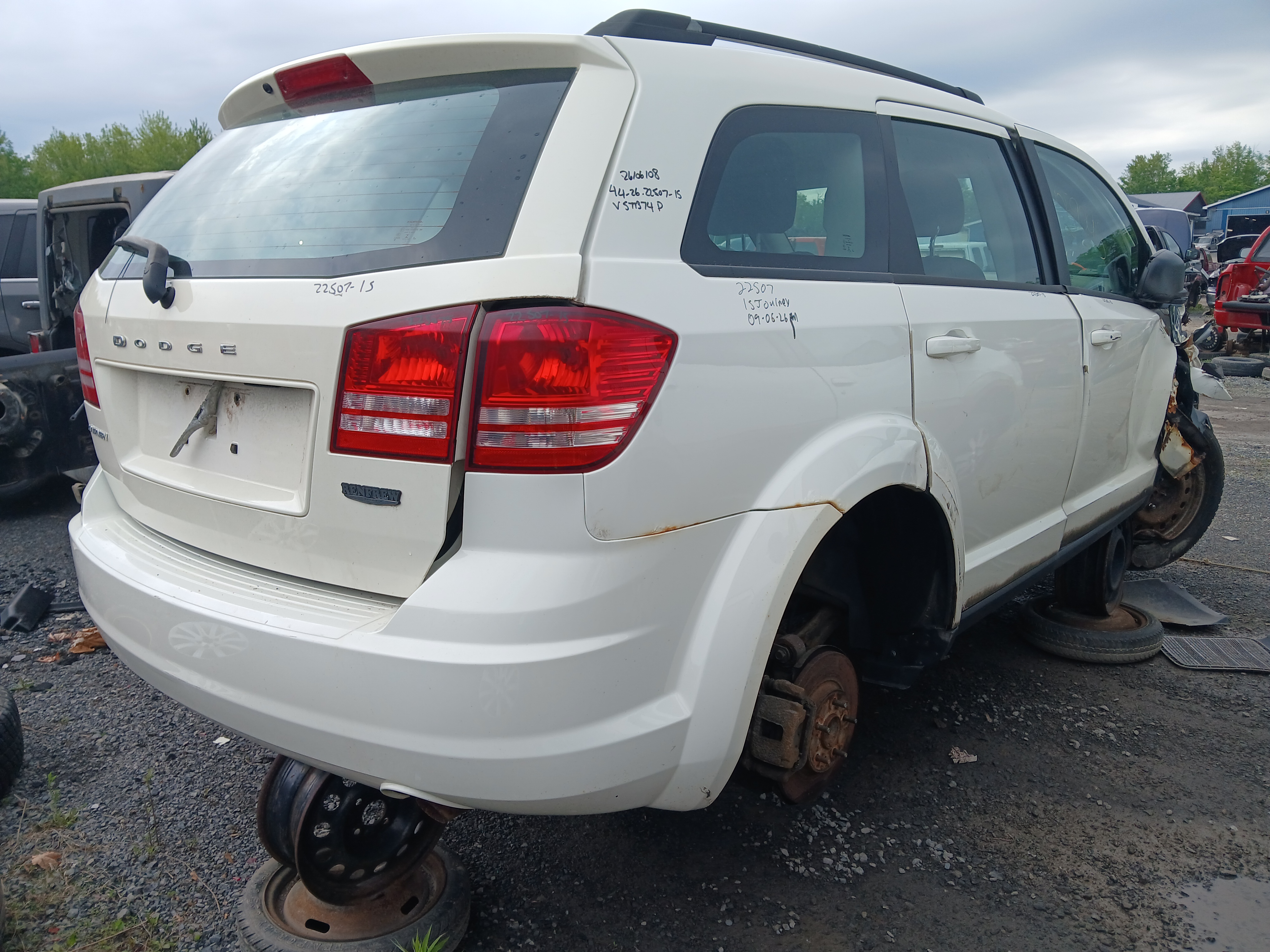 DODGE JOURNEY 2015