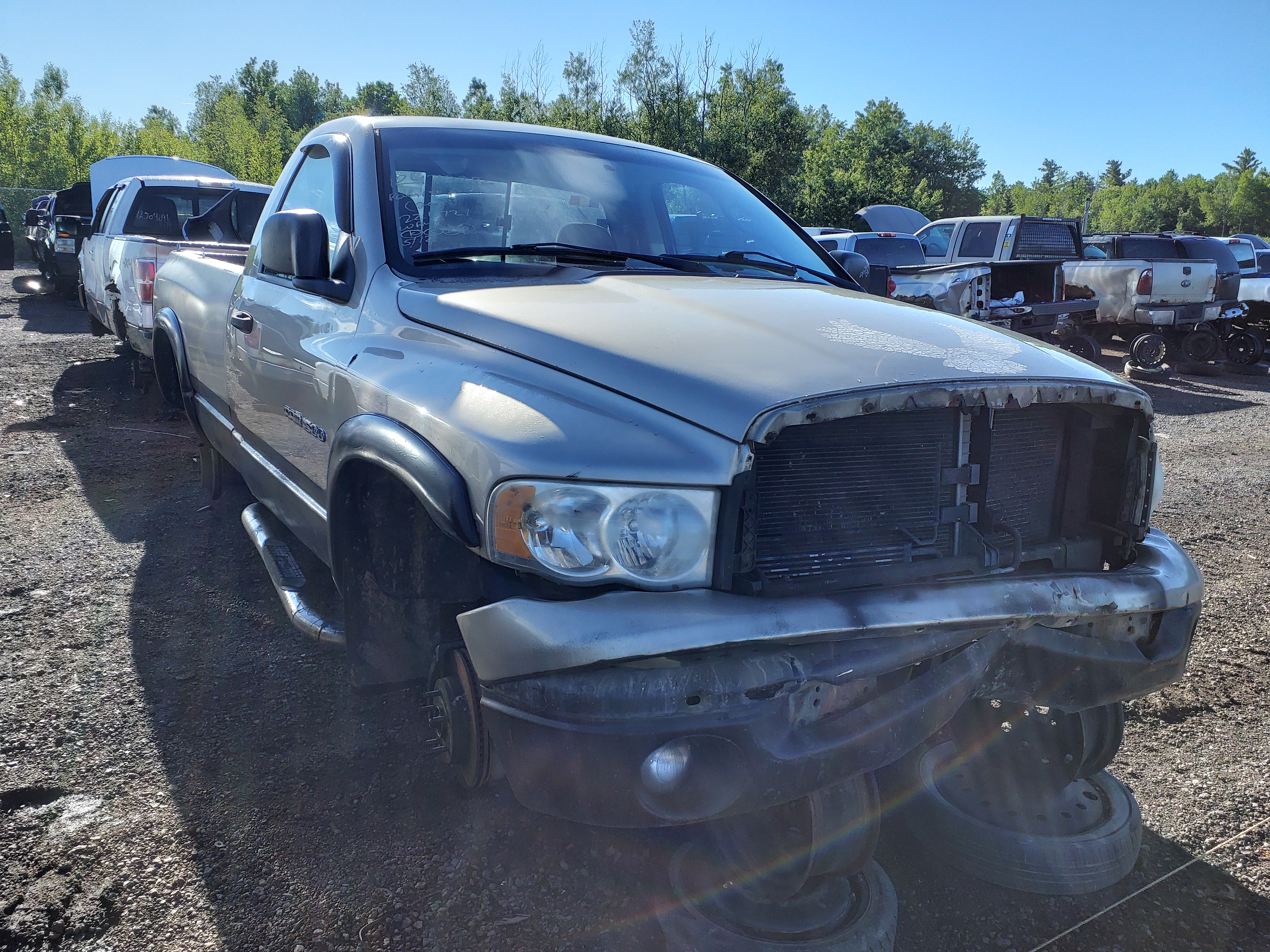 DODGE RAM 1500 2004