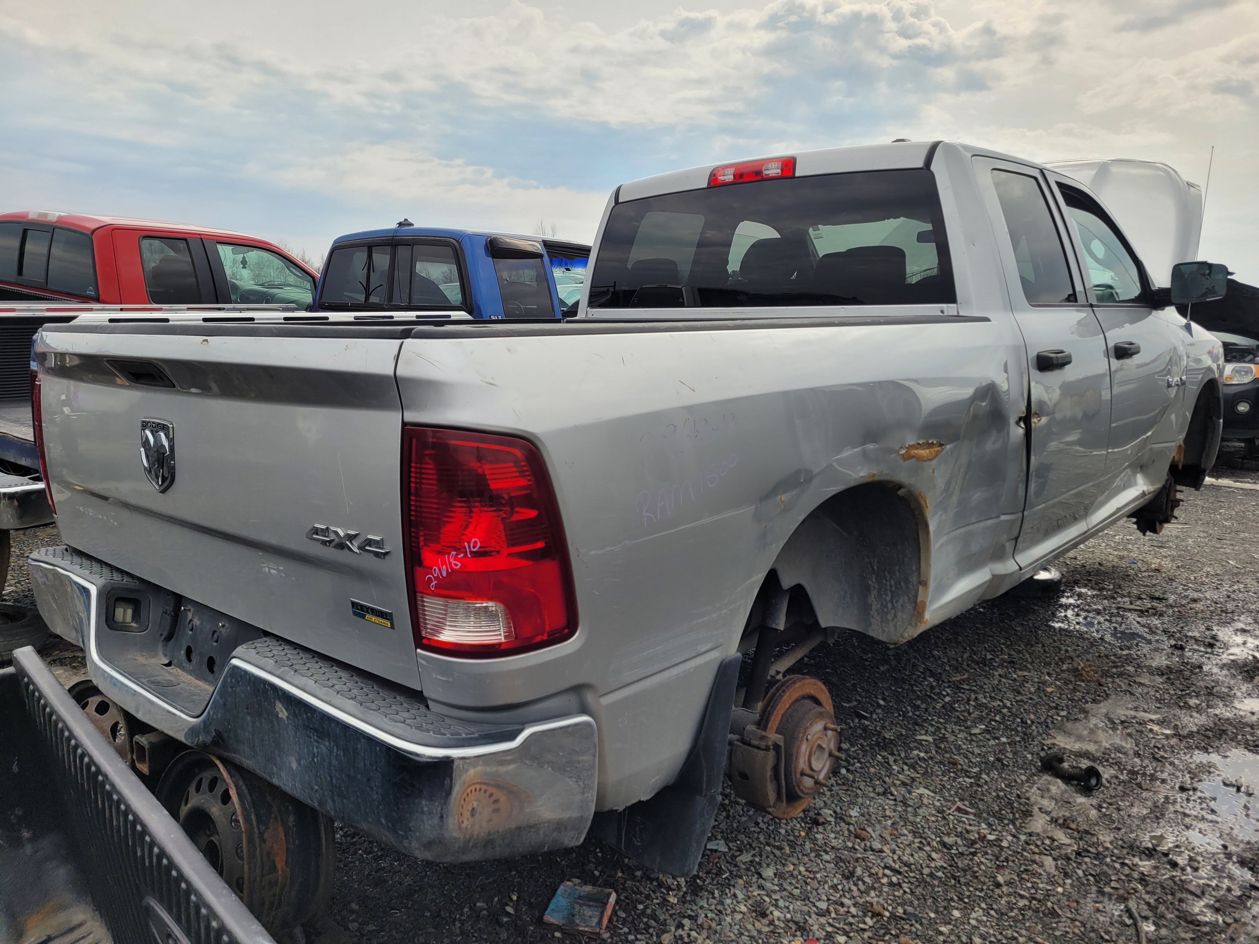 DODGE RAM 1500 2010