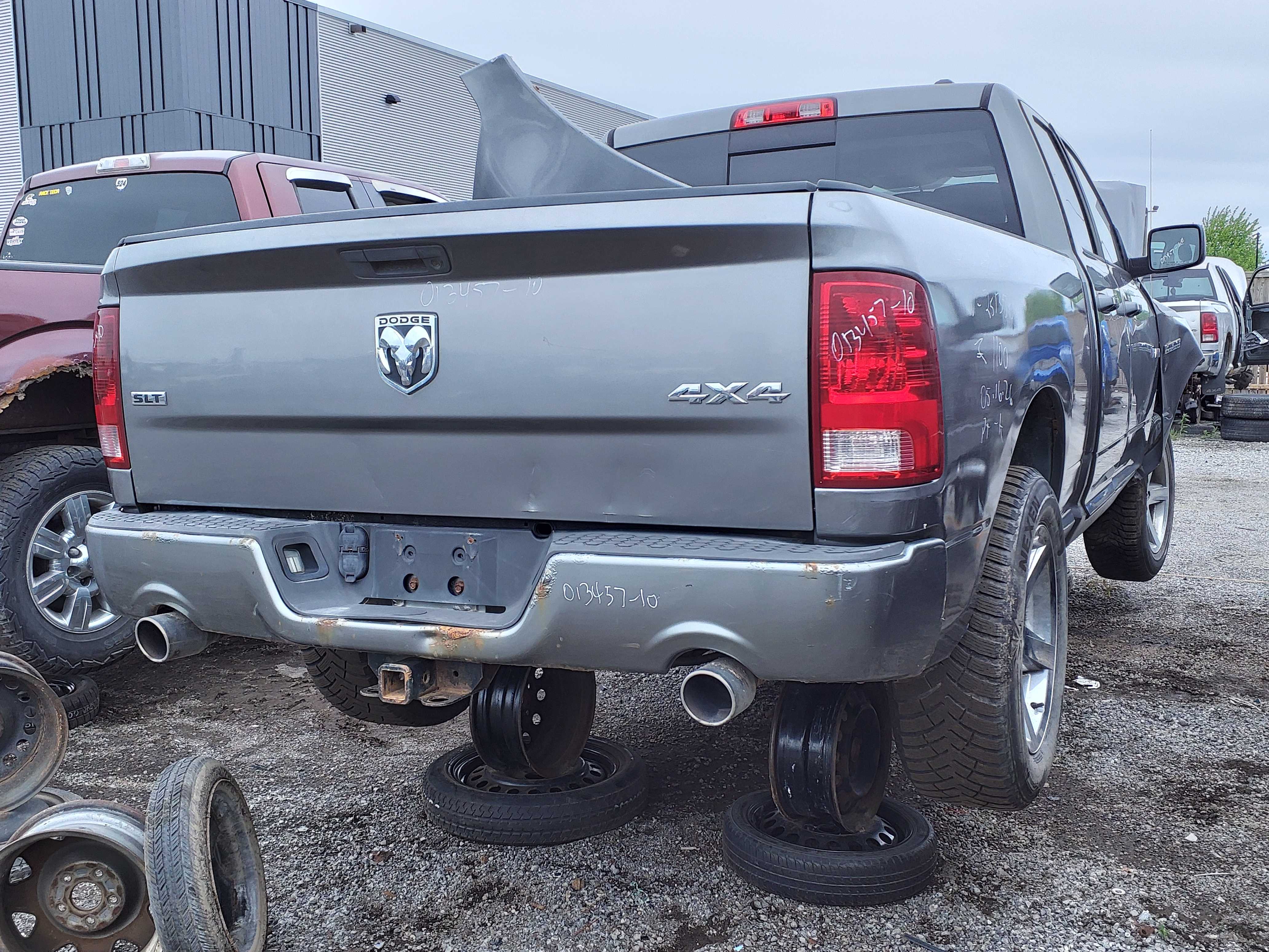 DODGE RAM 1500 2010