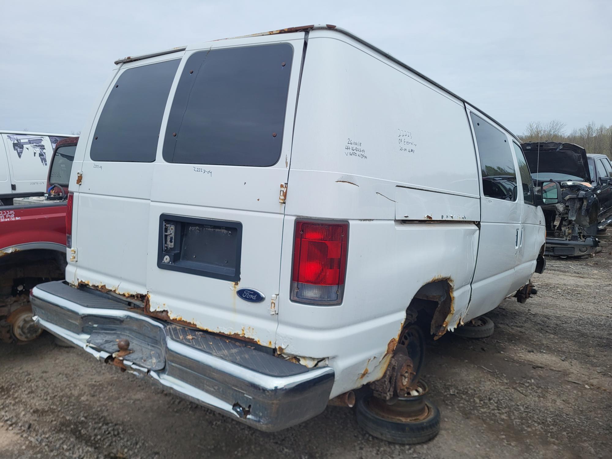 FORD ECONOLINE 2004