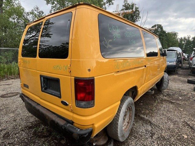 FORD ECONOLINE 2004
