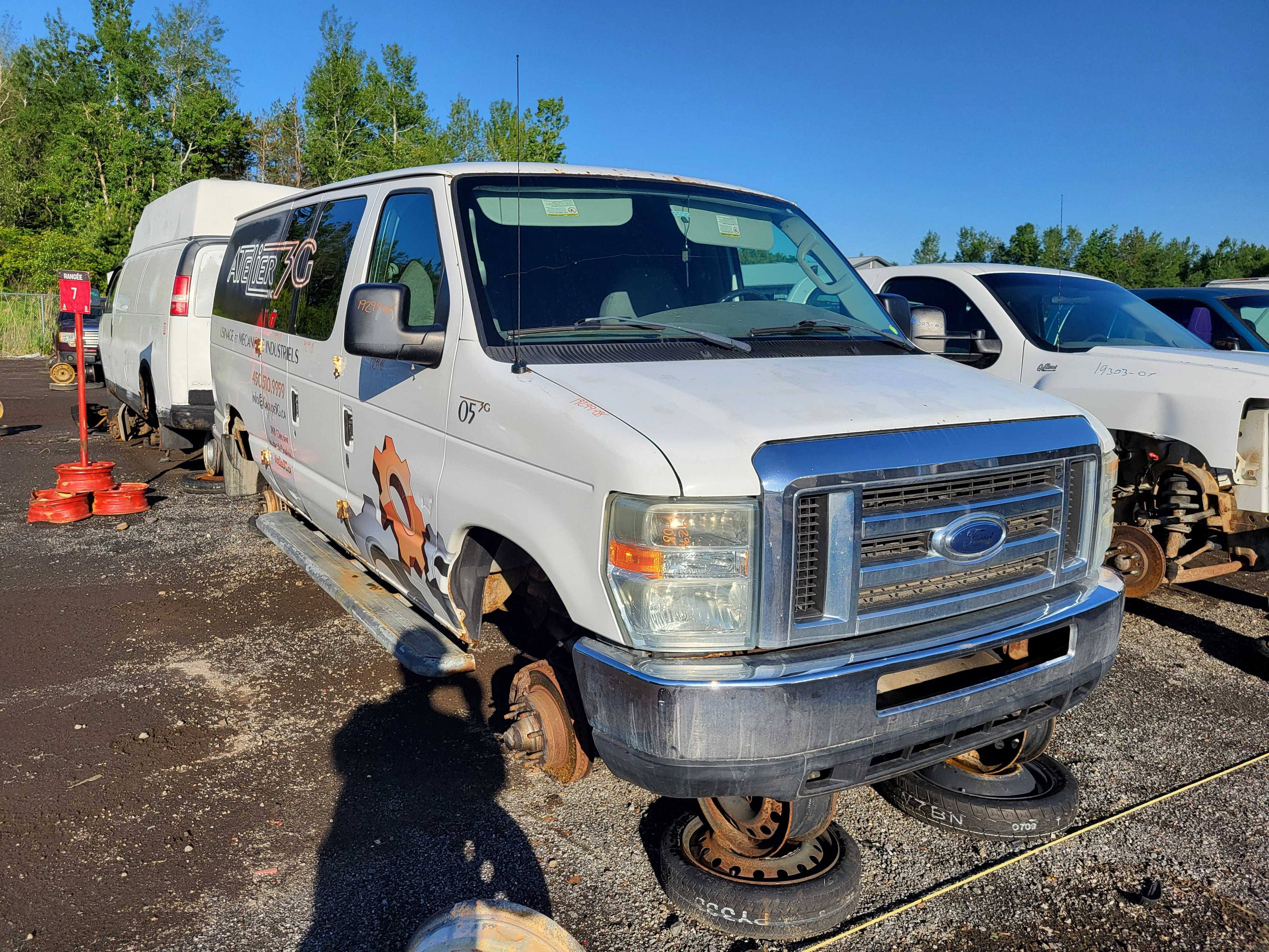 FORD ECONOLINE 2008