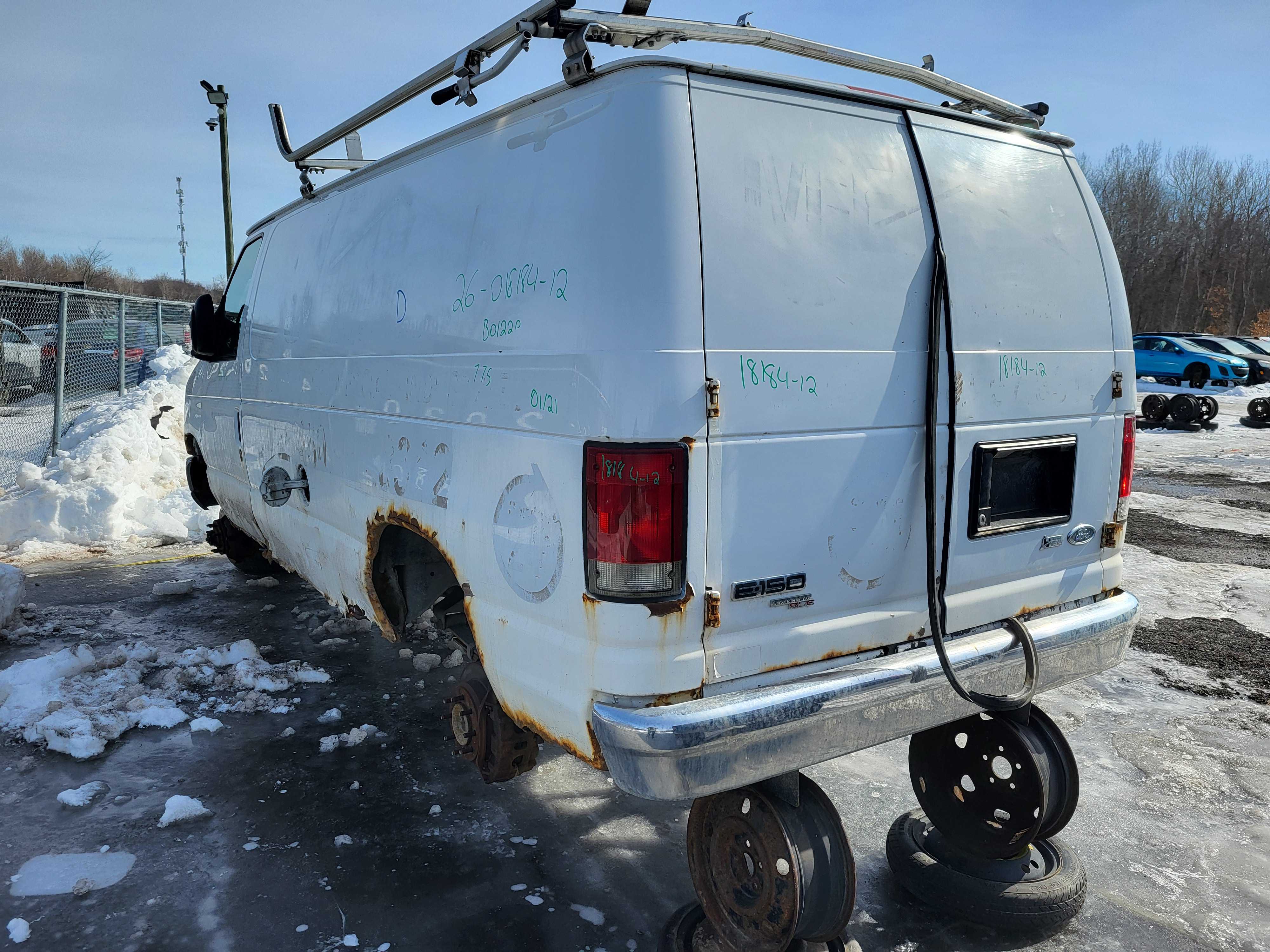 FORD ECONOLINE 2012