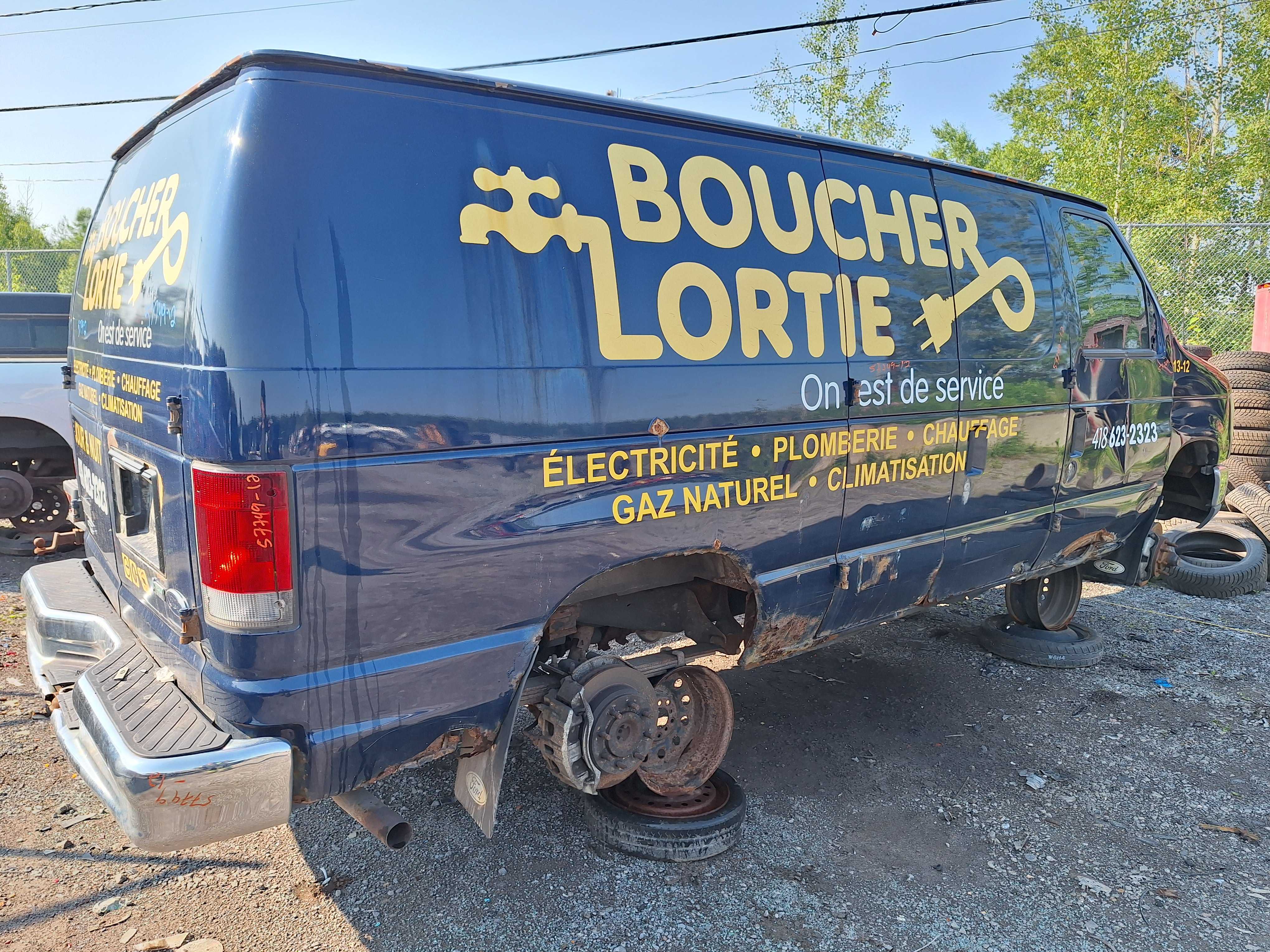 FORD ECONOLINE 2012