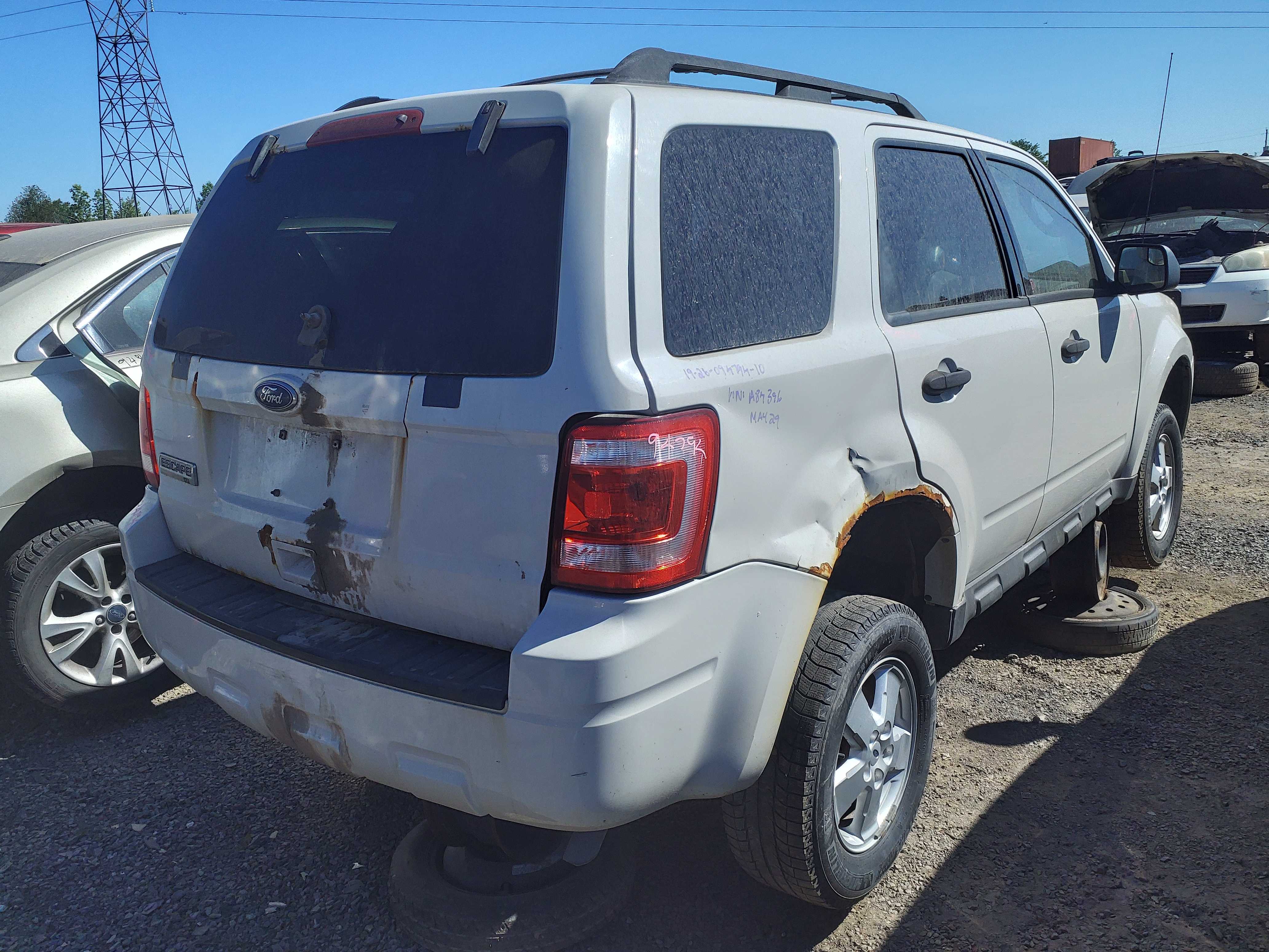 FORD ESCAPE 2010