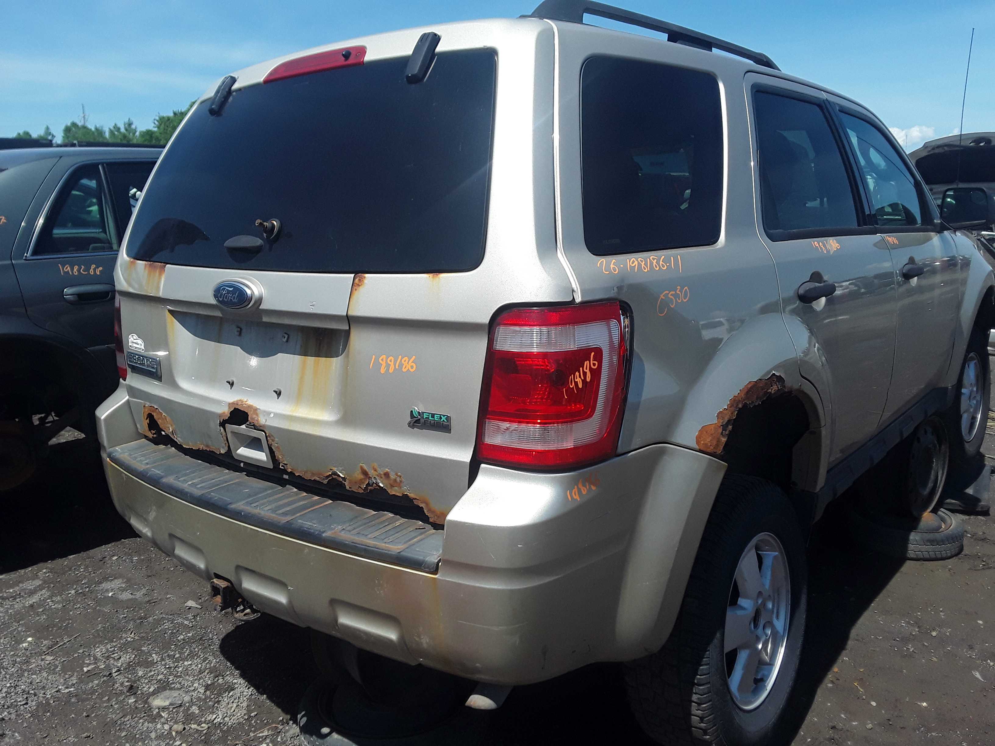 FORD ESCAPE 2011