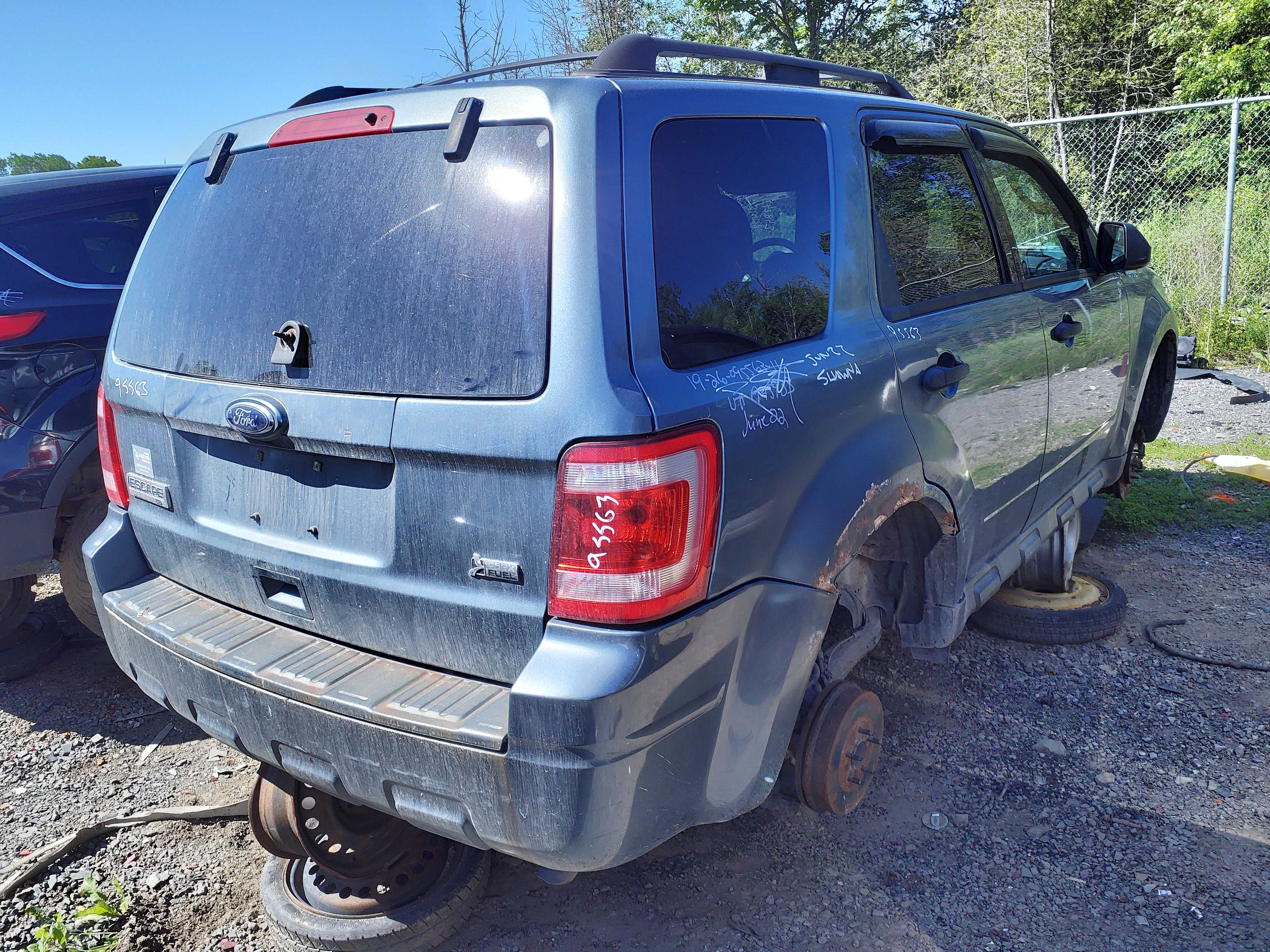 FORD ESCAPE 2011
