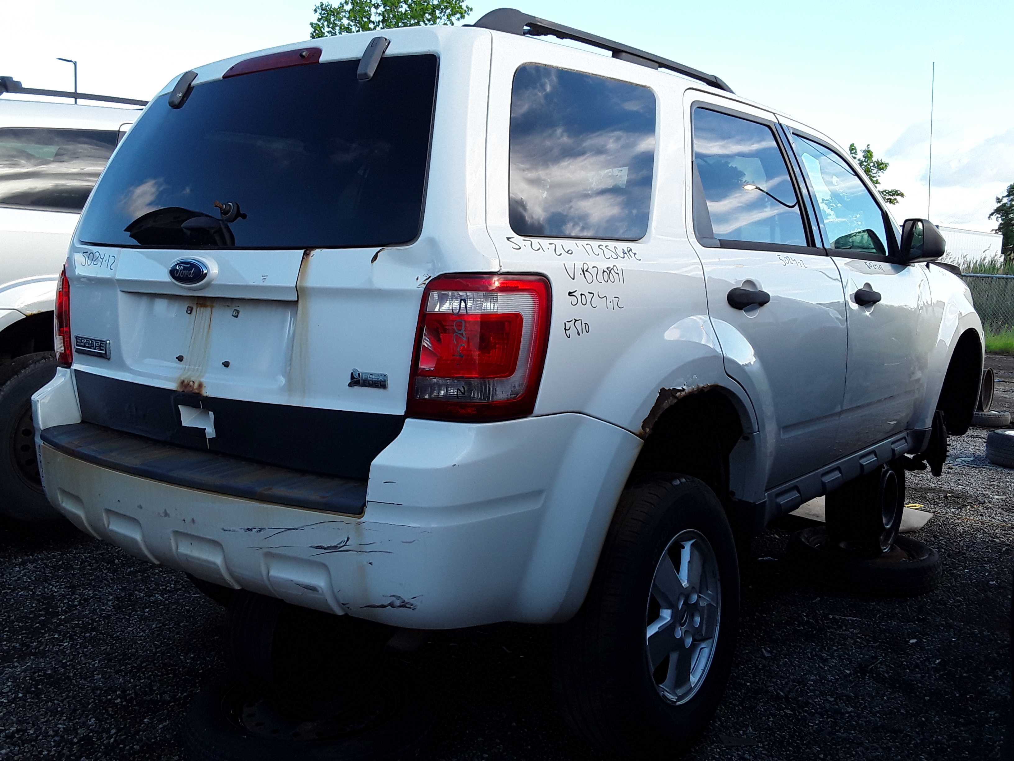 FORD ESCAPE 2012
