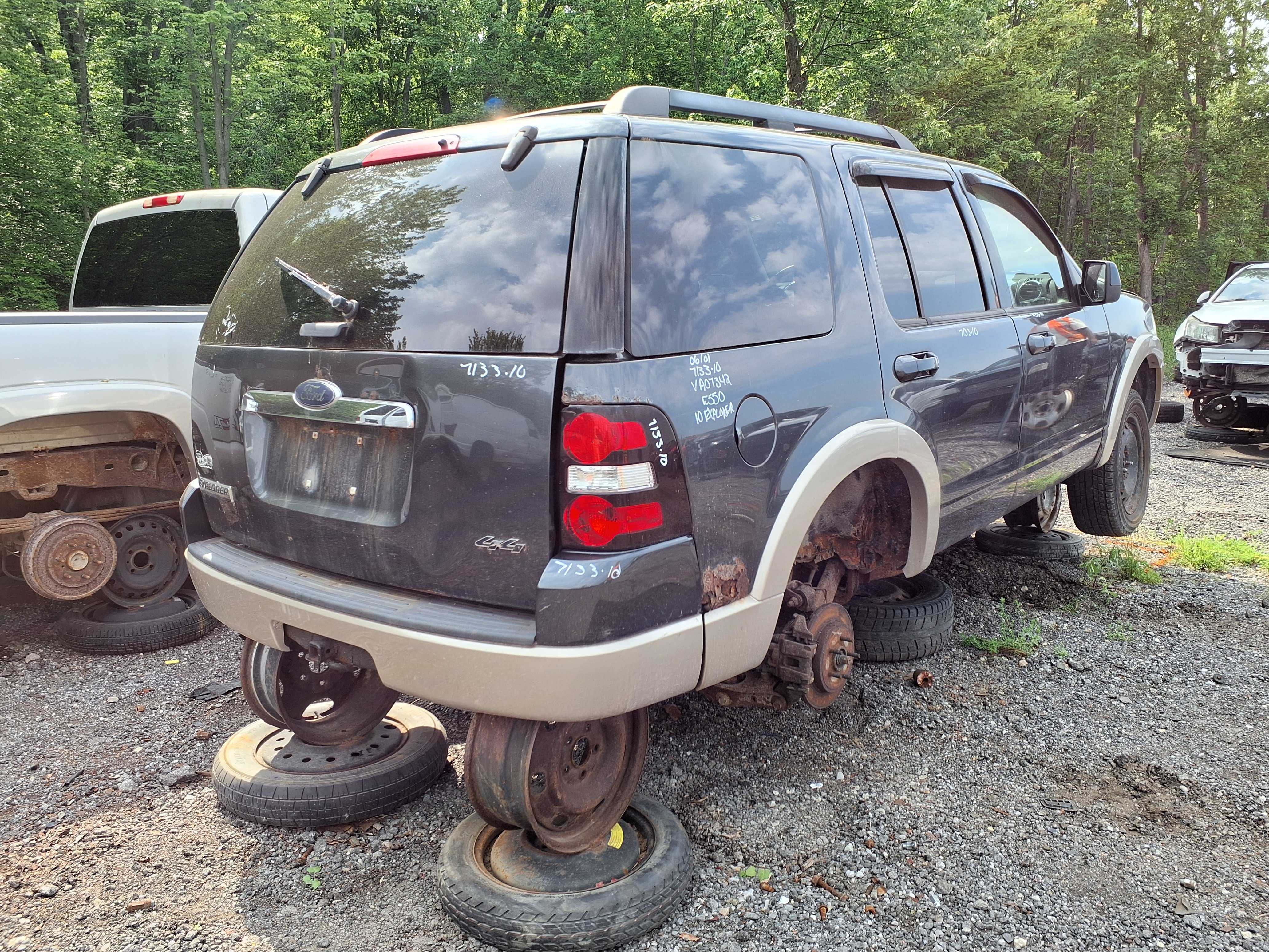 FORD EXPLORER 2010