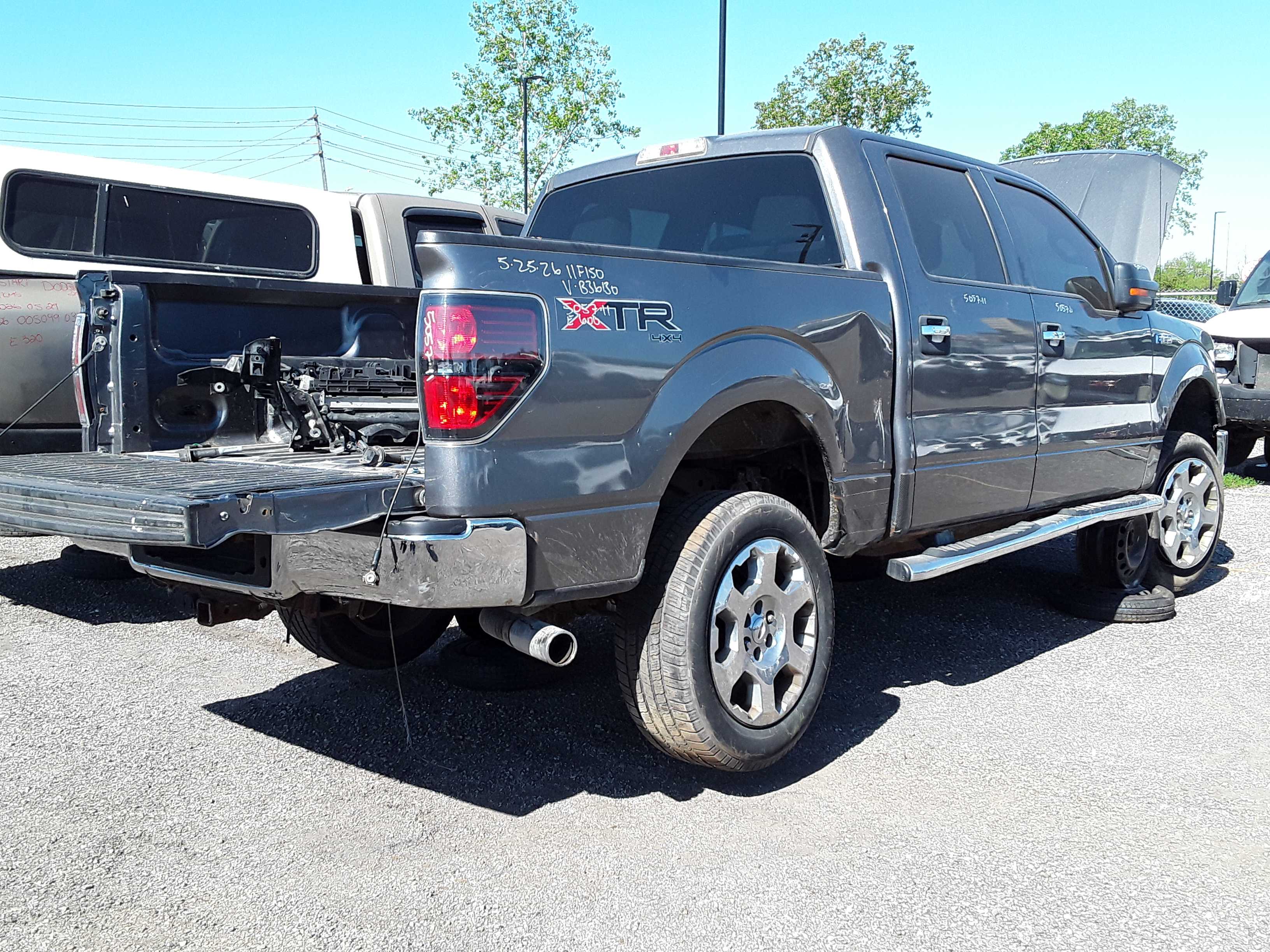 FORD F-150 2011