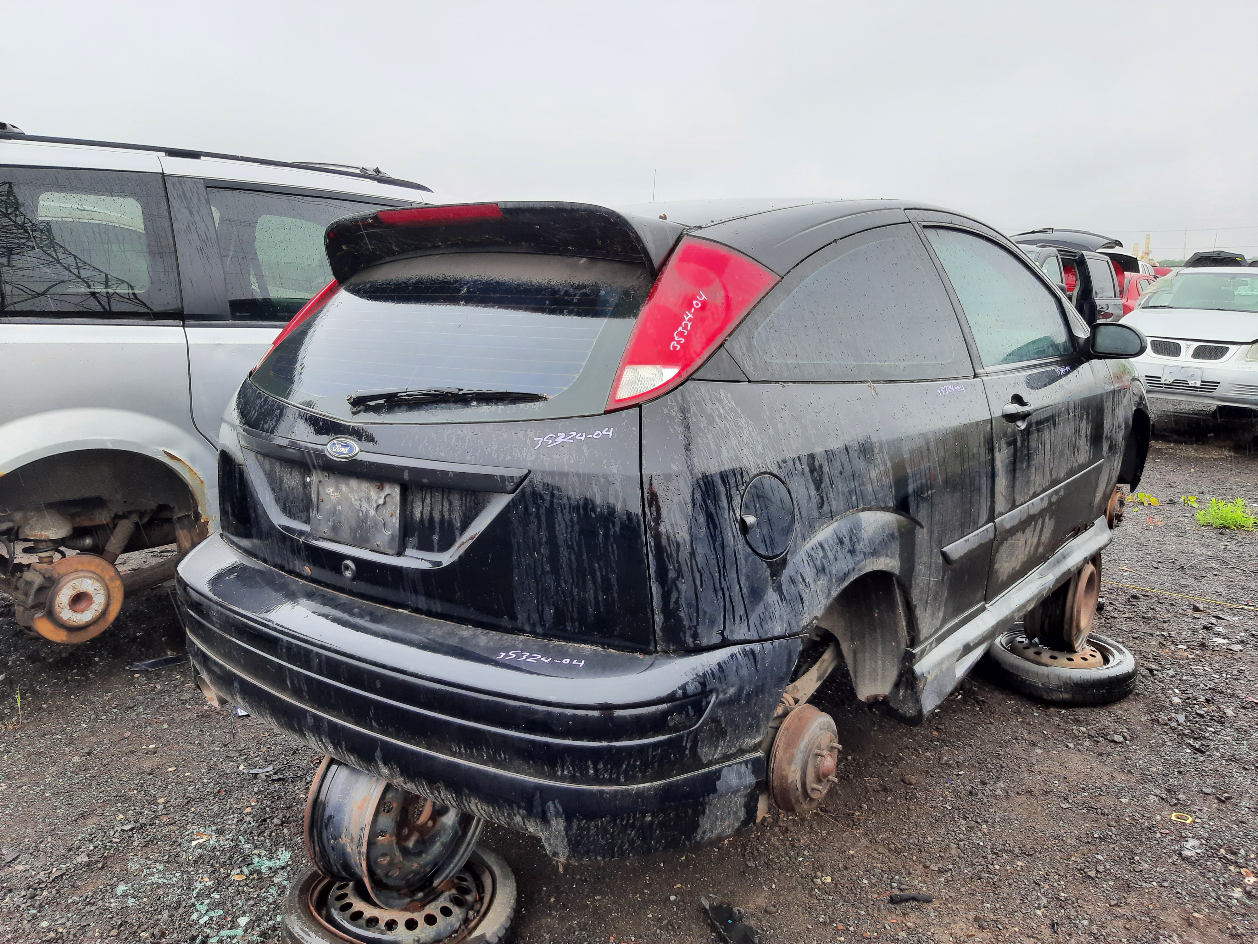 FORD FOCUS 2004