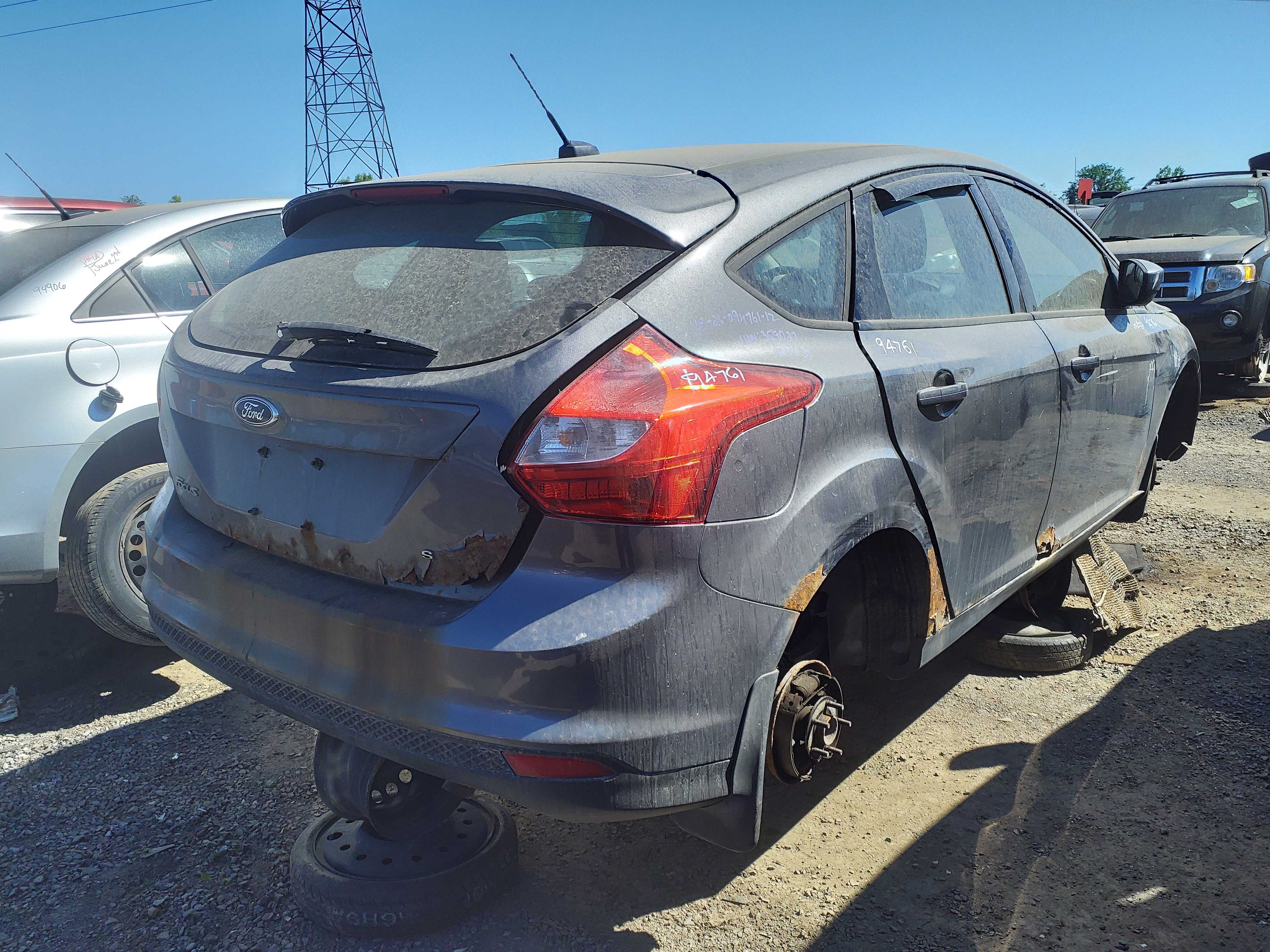 FORD FOCUS 2012