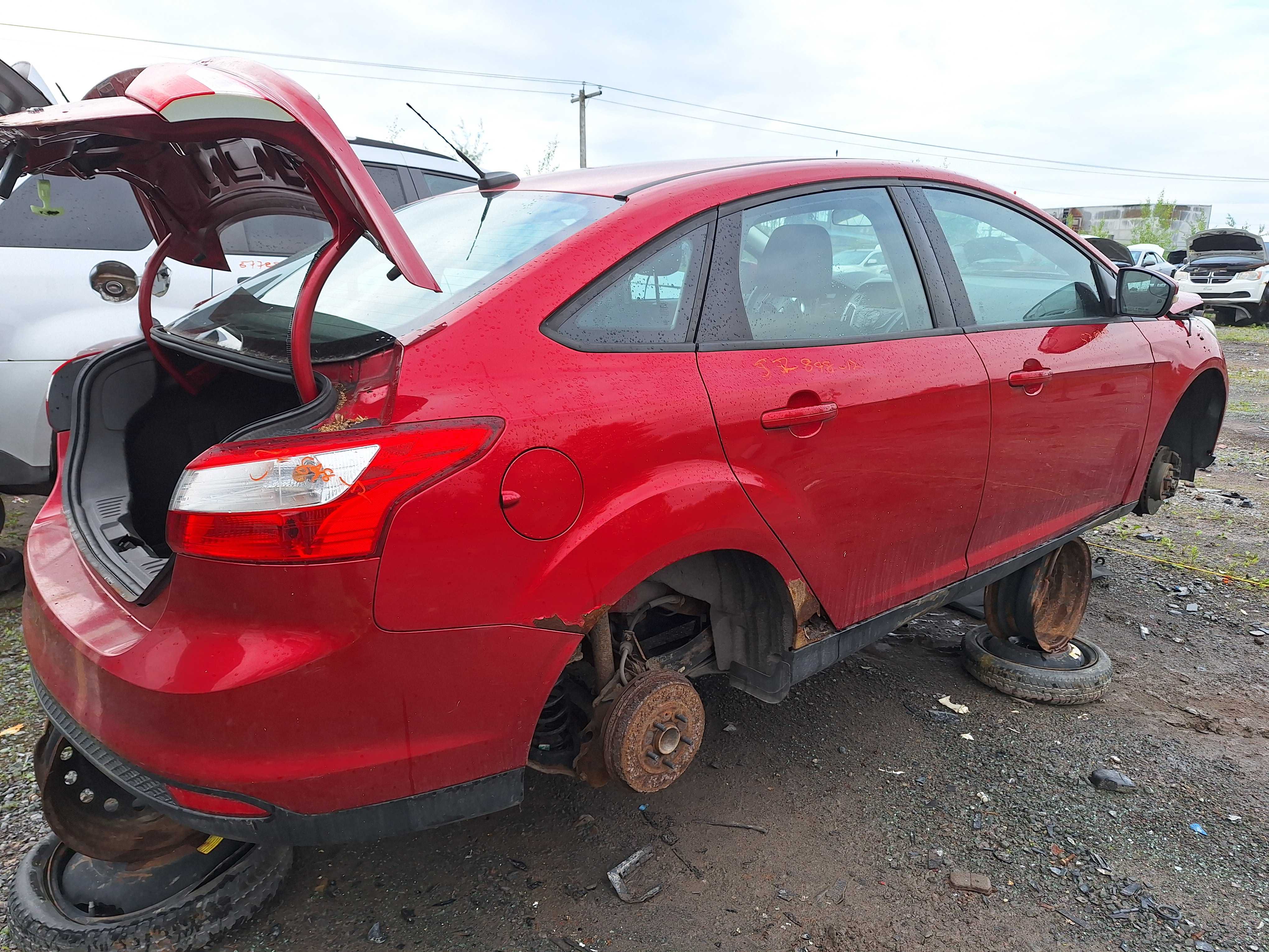 FORD FOCUS 2012